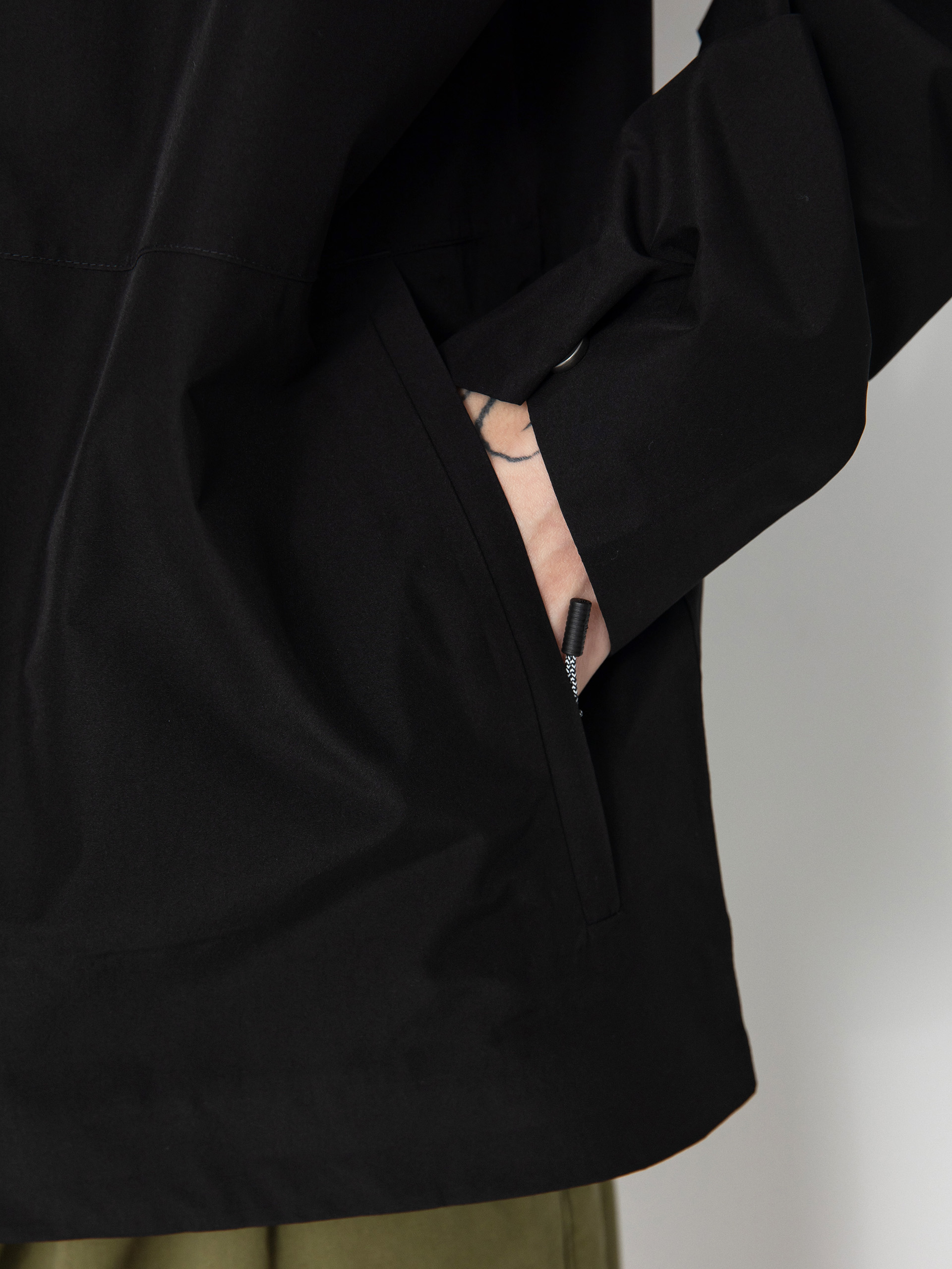 The North Face Amos Tech Overshirt Jacket (tnf black)