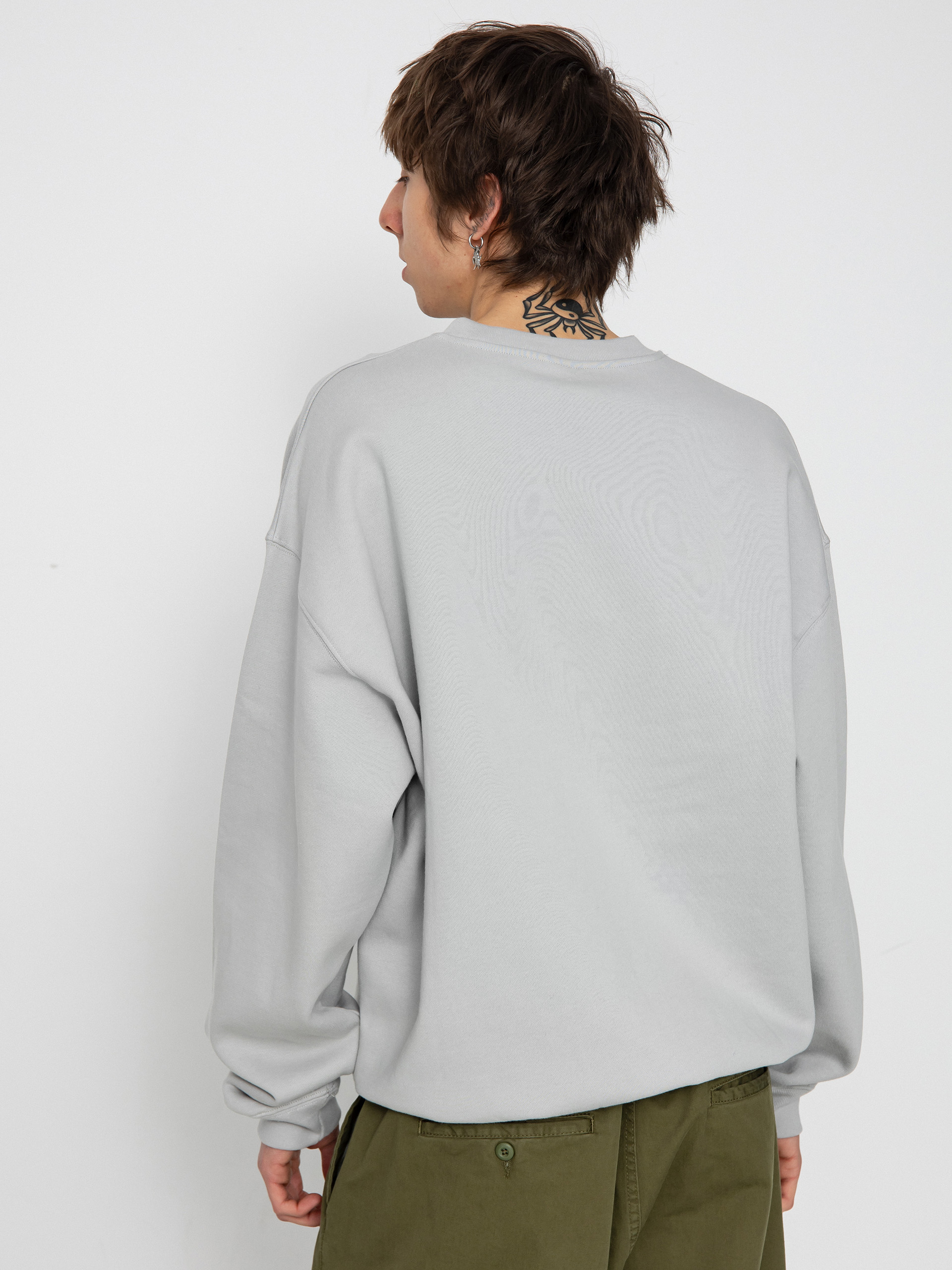 Polar Skate Dave Crewneck Graph Sweatshirt (silver)