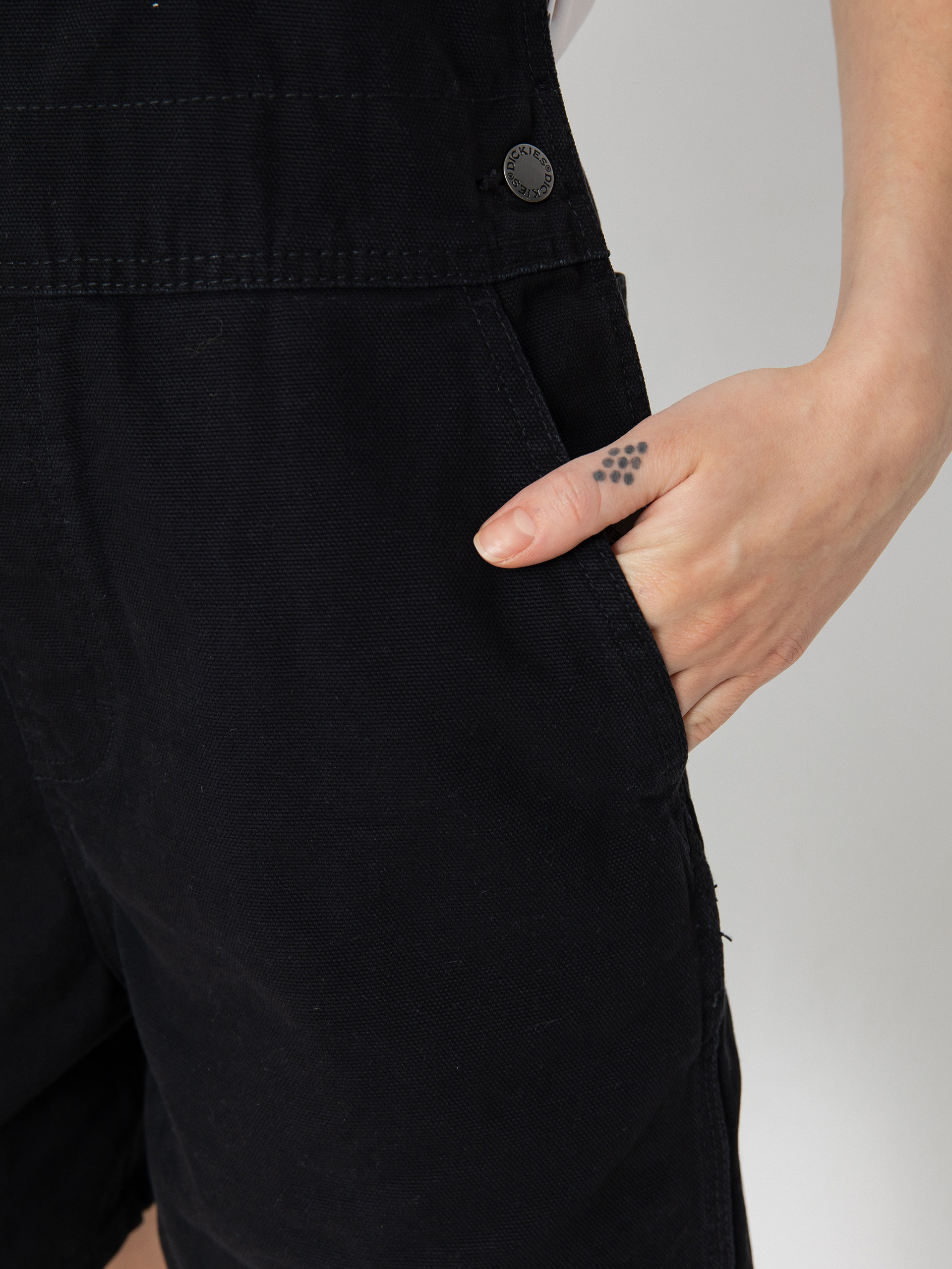 Dickies Duck Canvas Bib Wmn Shorts (stone washed black)