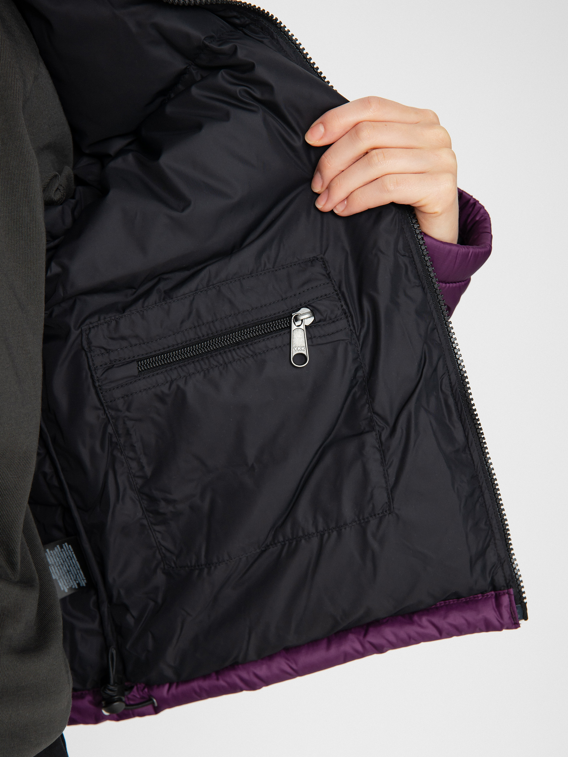 The North Face 1996 Retro Nuptse Wmn Jacket (black currant purple)