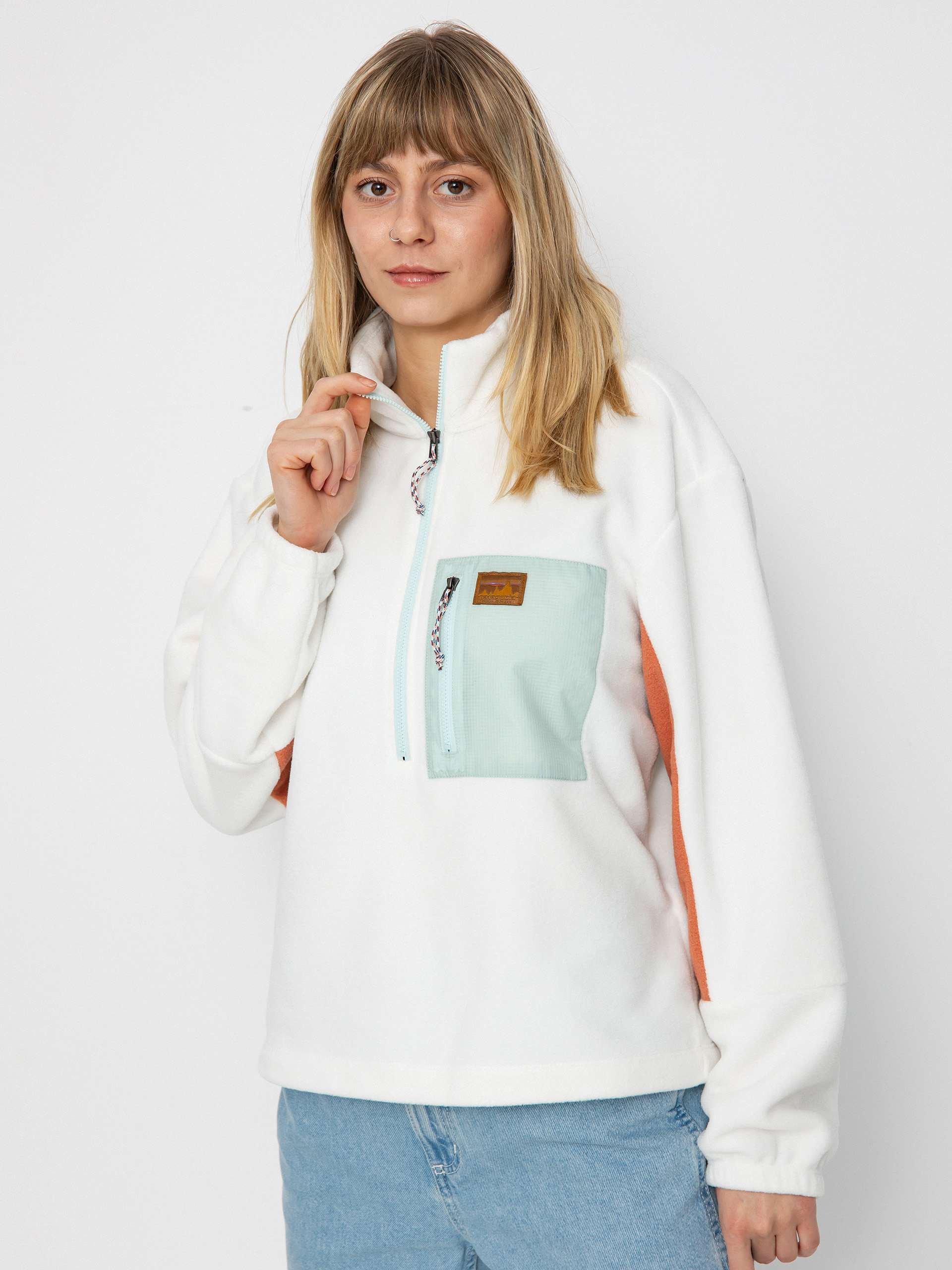 Womens Patagonia Microdini 1/2 Zip Fleece  (birch white)