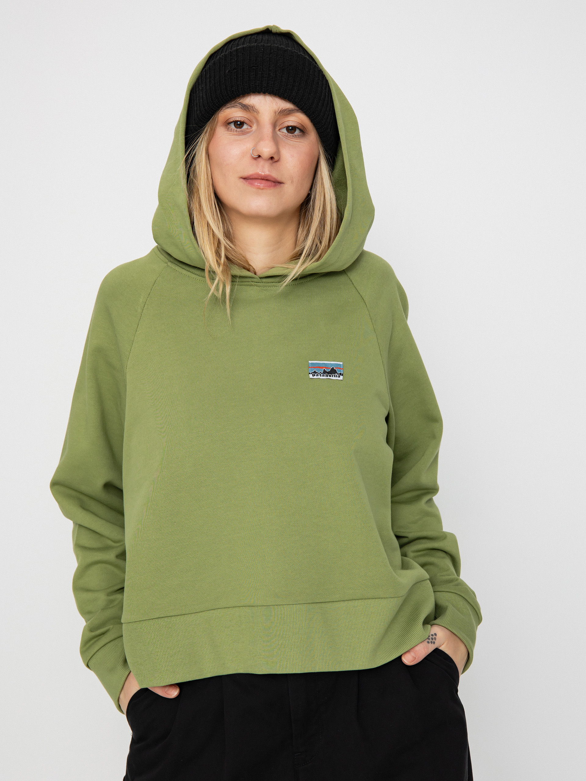 Patagonia Regenerative Organic Certified Cotton Essential HD Wmn Hoodie green buckhorn green