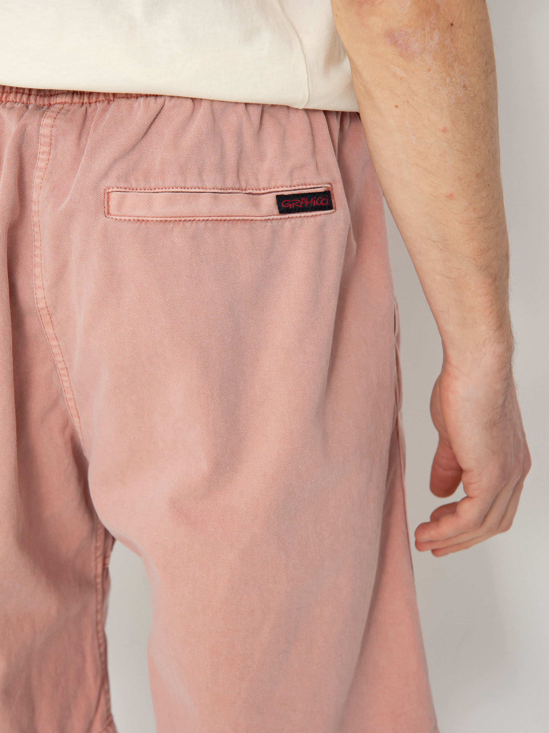 Gramicci Shorts G-Short Pigment Dye (coral)