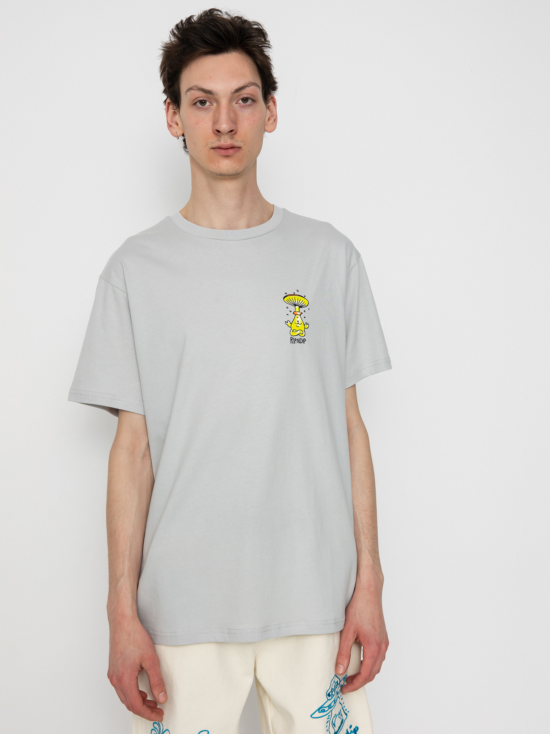 RIPNDIP KNOW UR SHROOMS Tシャツ 半袖 Grey 送料込み RipNDip Know Ur Shrooms T-Shirt - grey (grey)