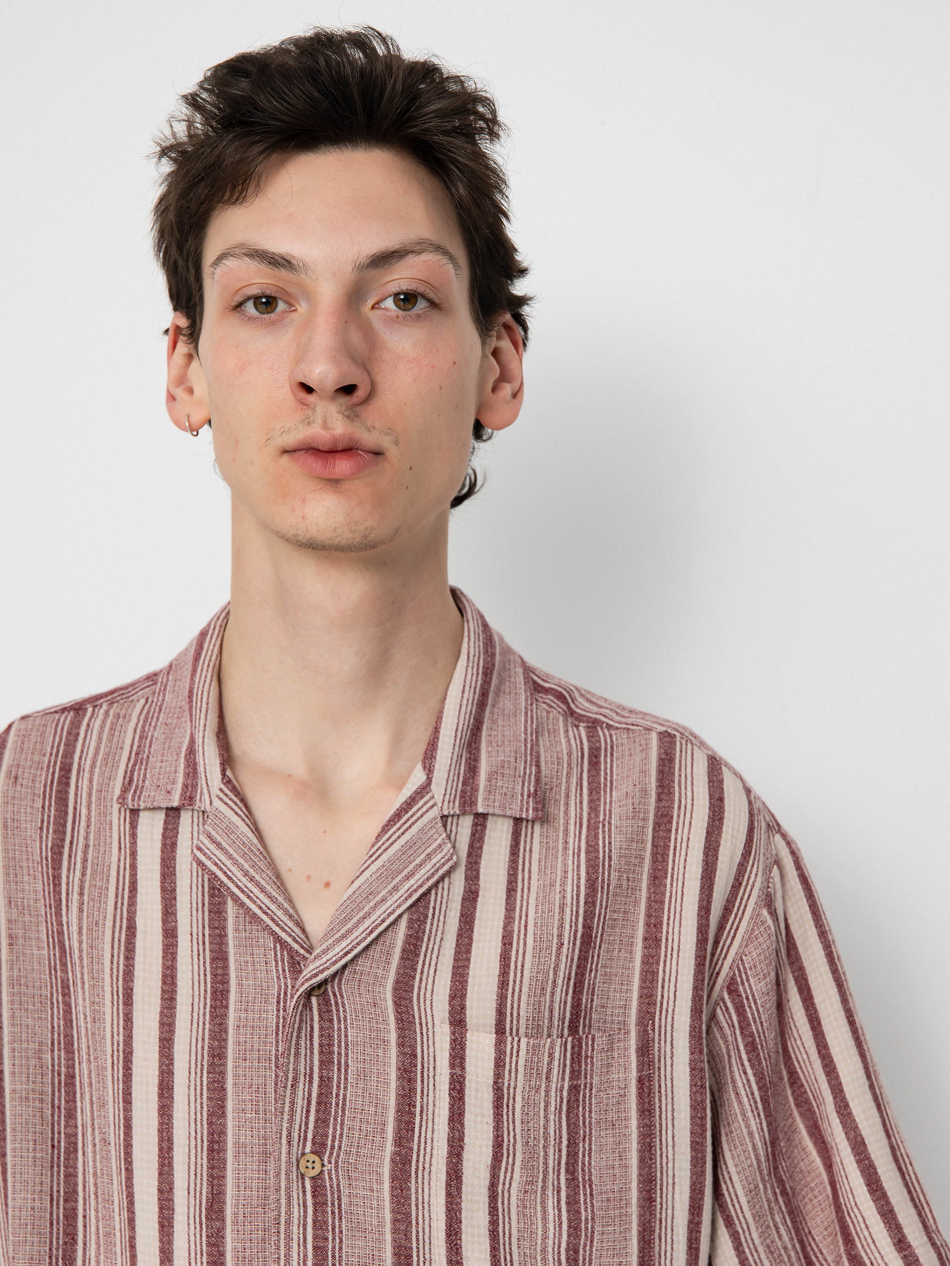 Brixton Bunker Seersucker Shirt (cranberry juice/off white)