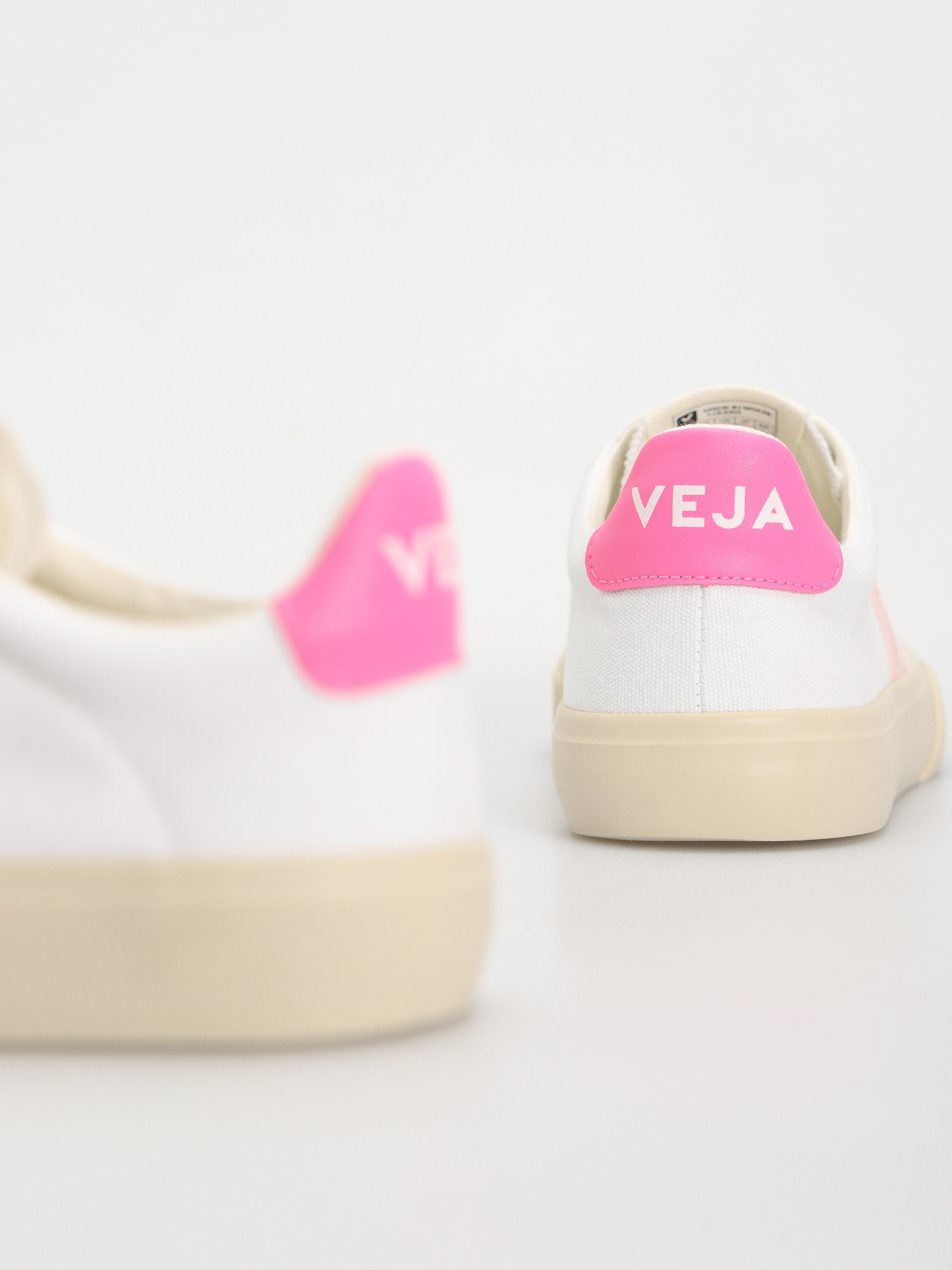 Veja Campo Canvas Wmn Shoes (white petale sari)