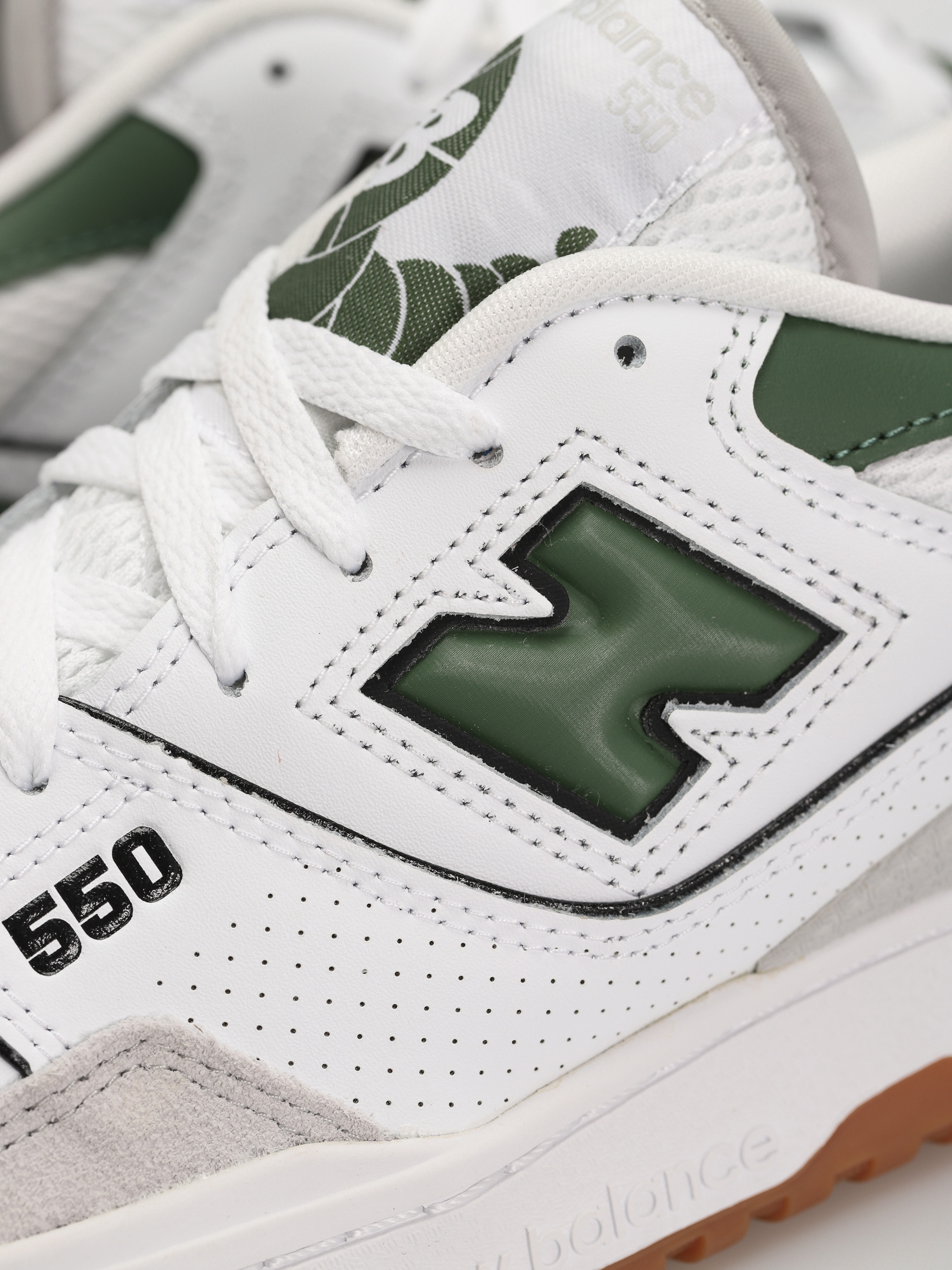 New Balance 550 Schuhe (white green gum)