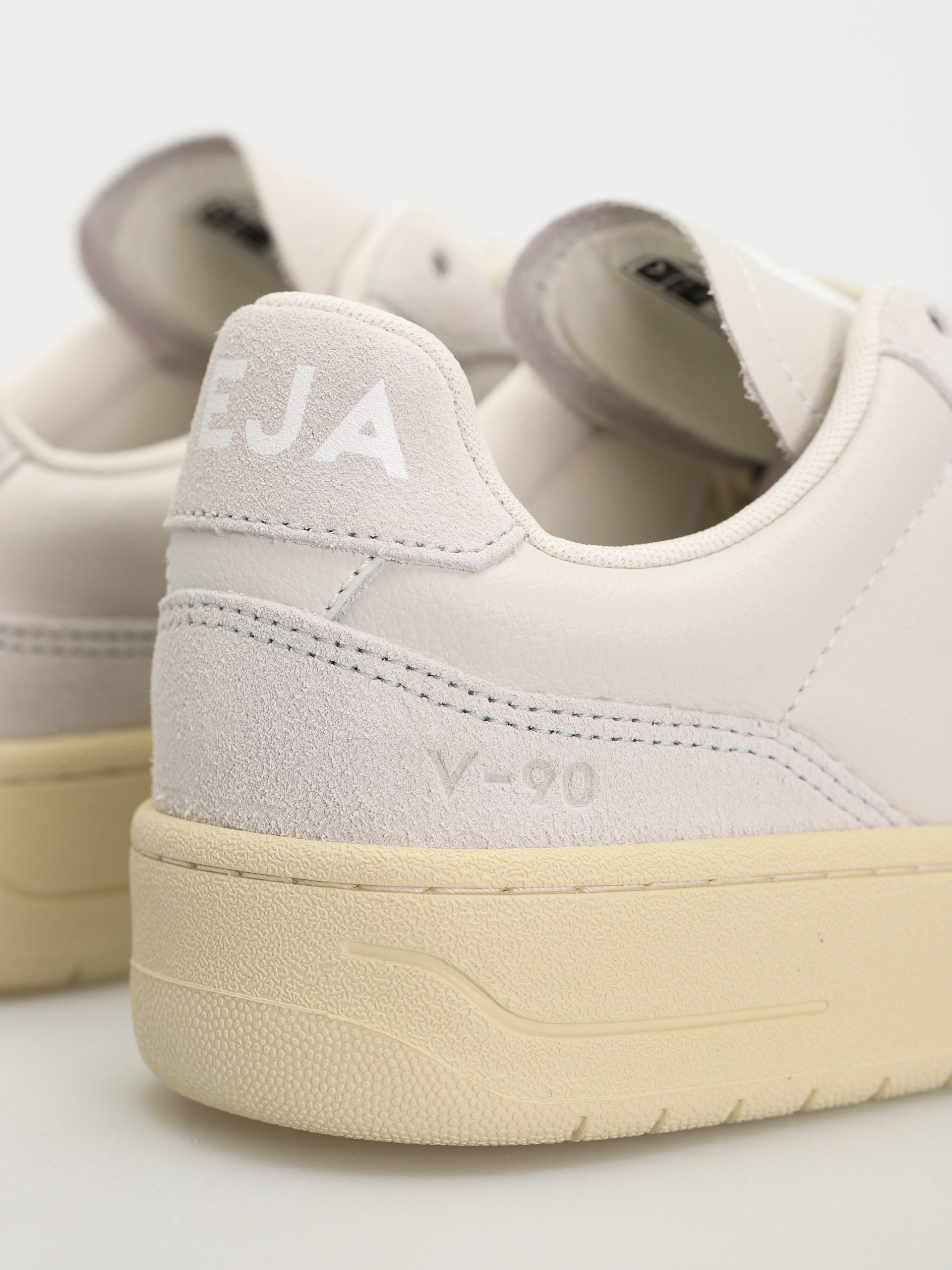 Veja V-90 Schuhe Wmn (gravel white)
