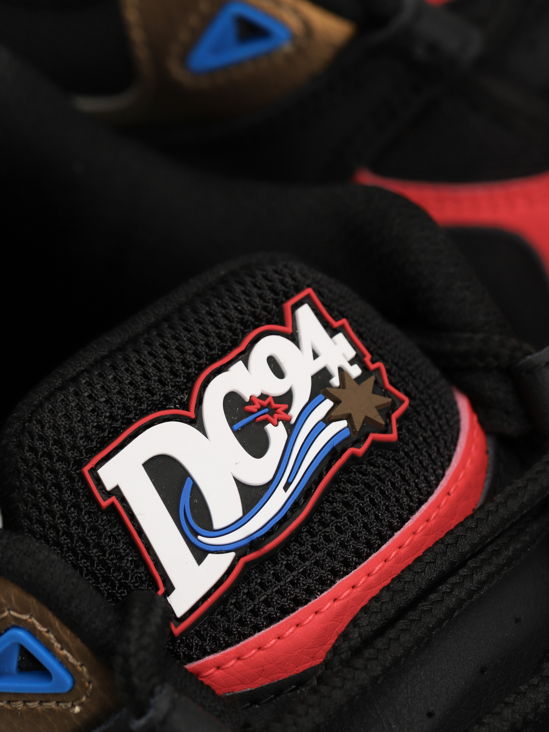 DC Truth Og Shoes (black/red/blue)