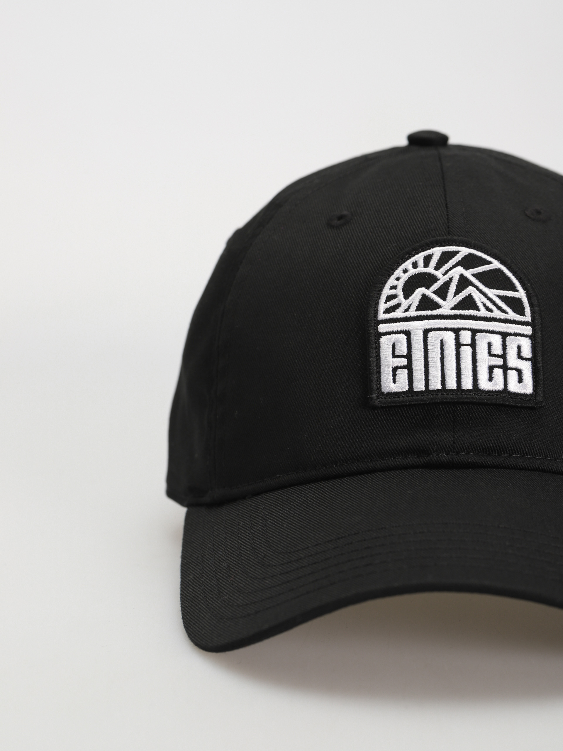 Etnies Mtn Patch Strapback Cap (black/white)