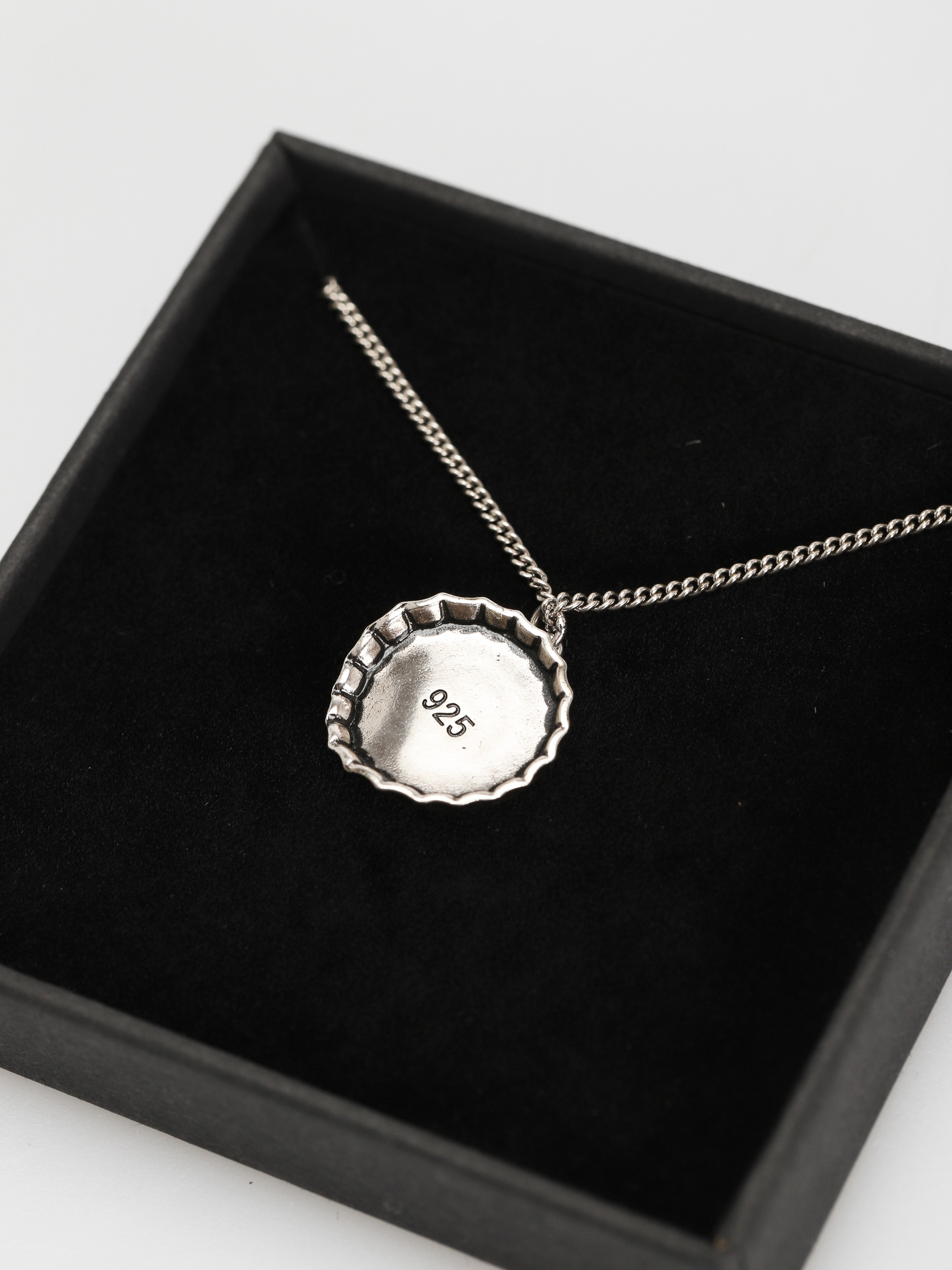 Carhartt WIP Akcesoria Bottle Cap Pendant (silver)