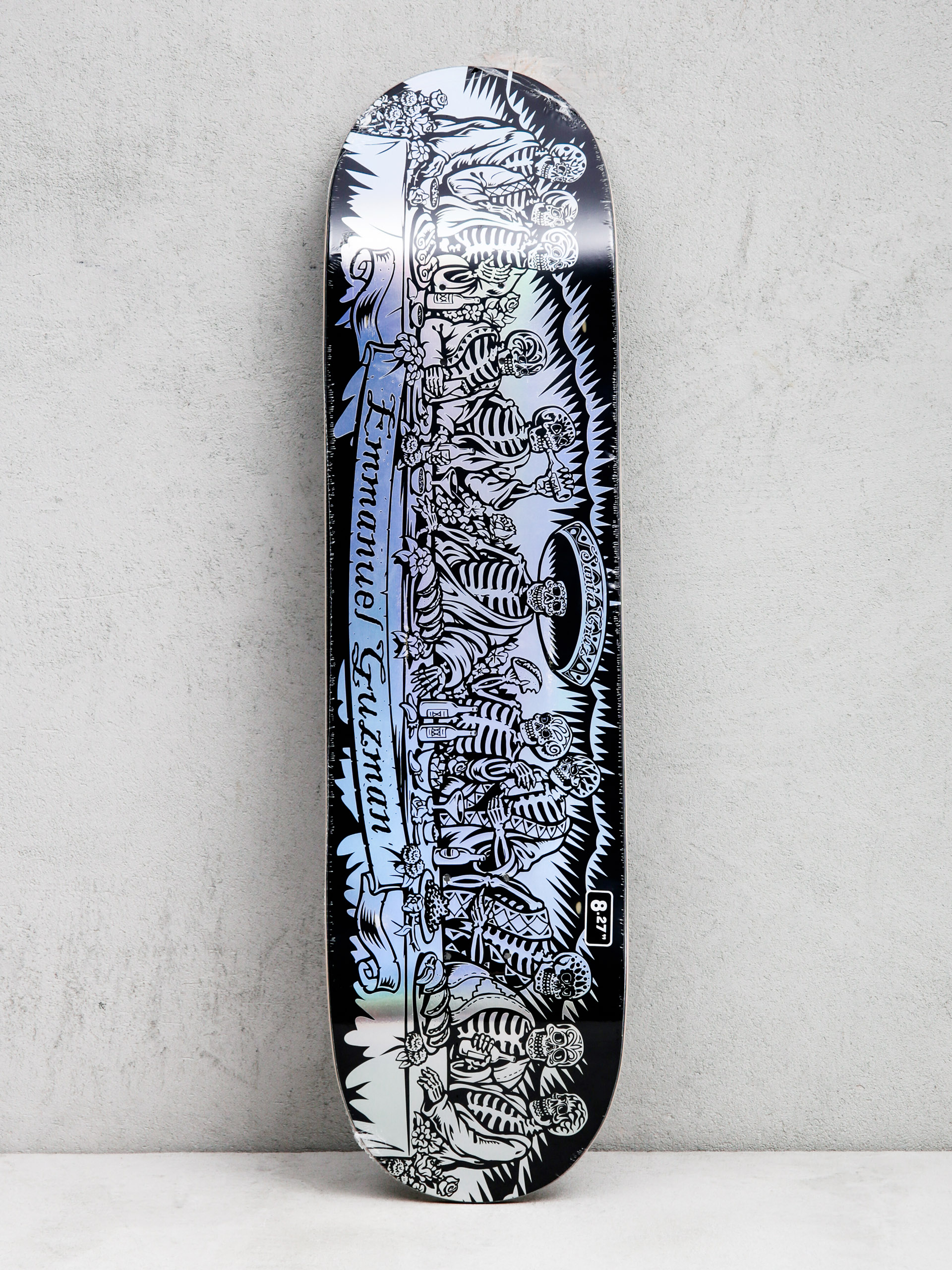 Santa Cruz Deck Guzman 20 Years Dining With The Dead Pro (black