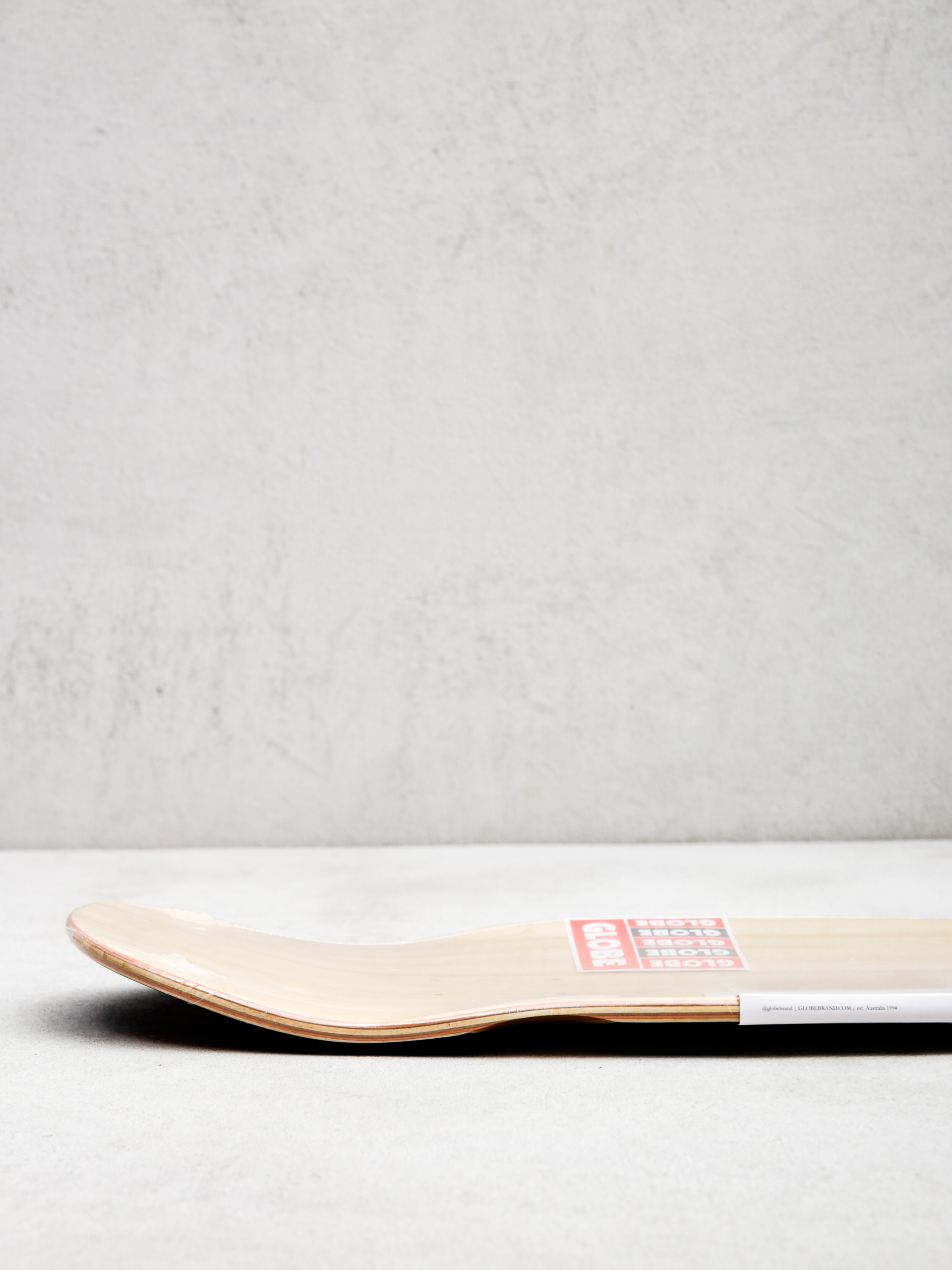 Globe Huntsman Deck (bamboo/play)