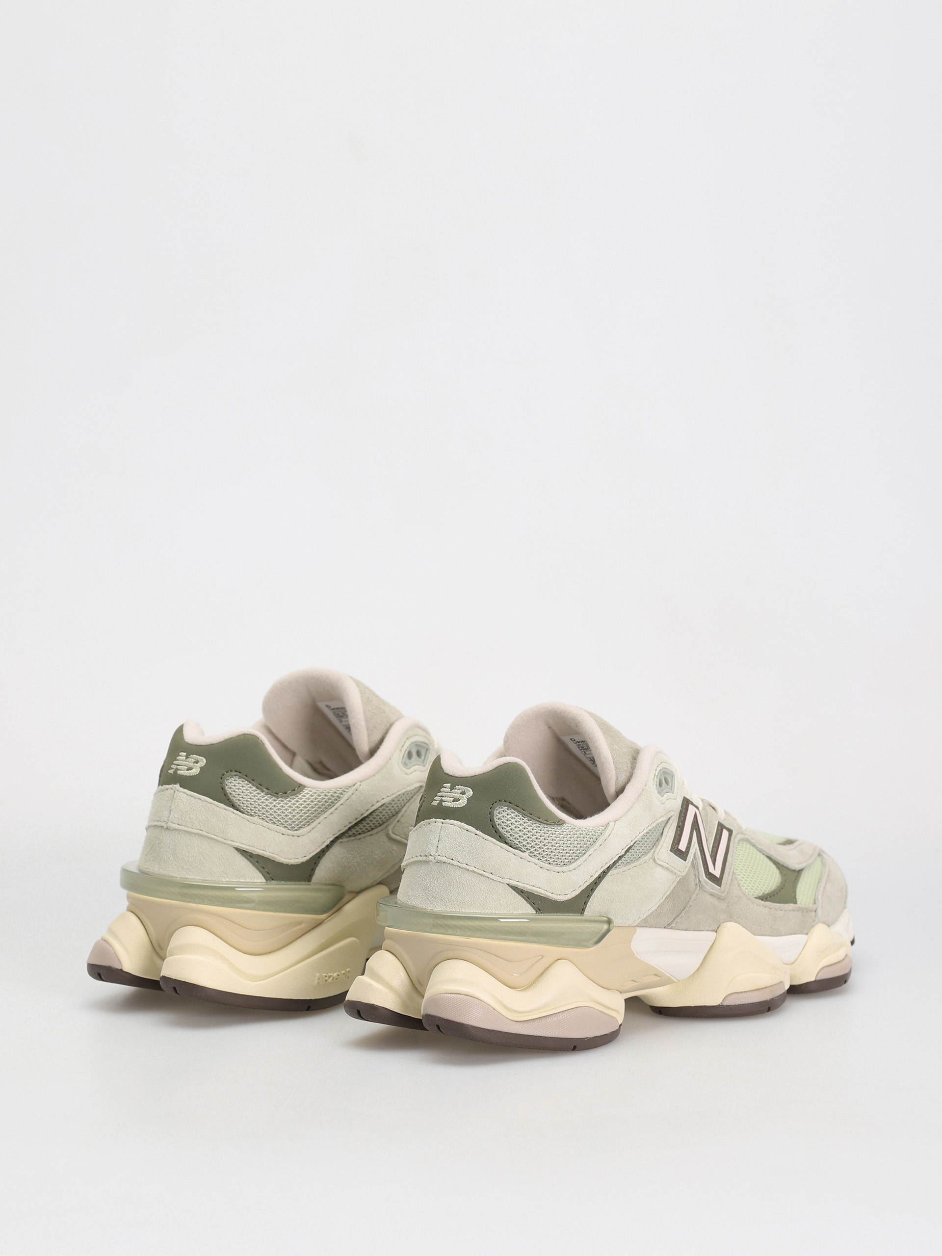 New Balance 9060 Shoes (olivine)