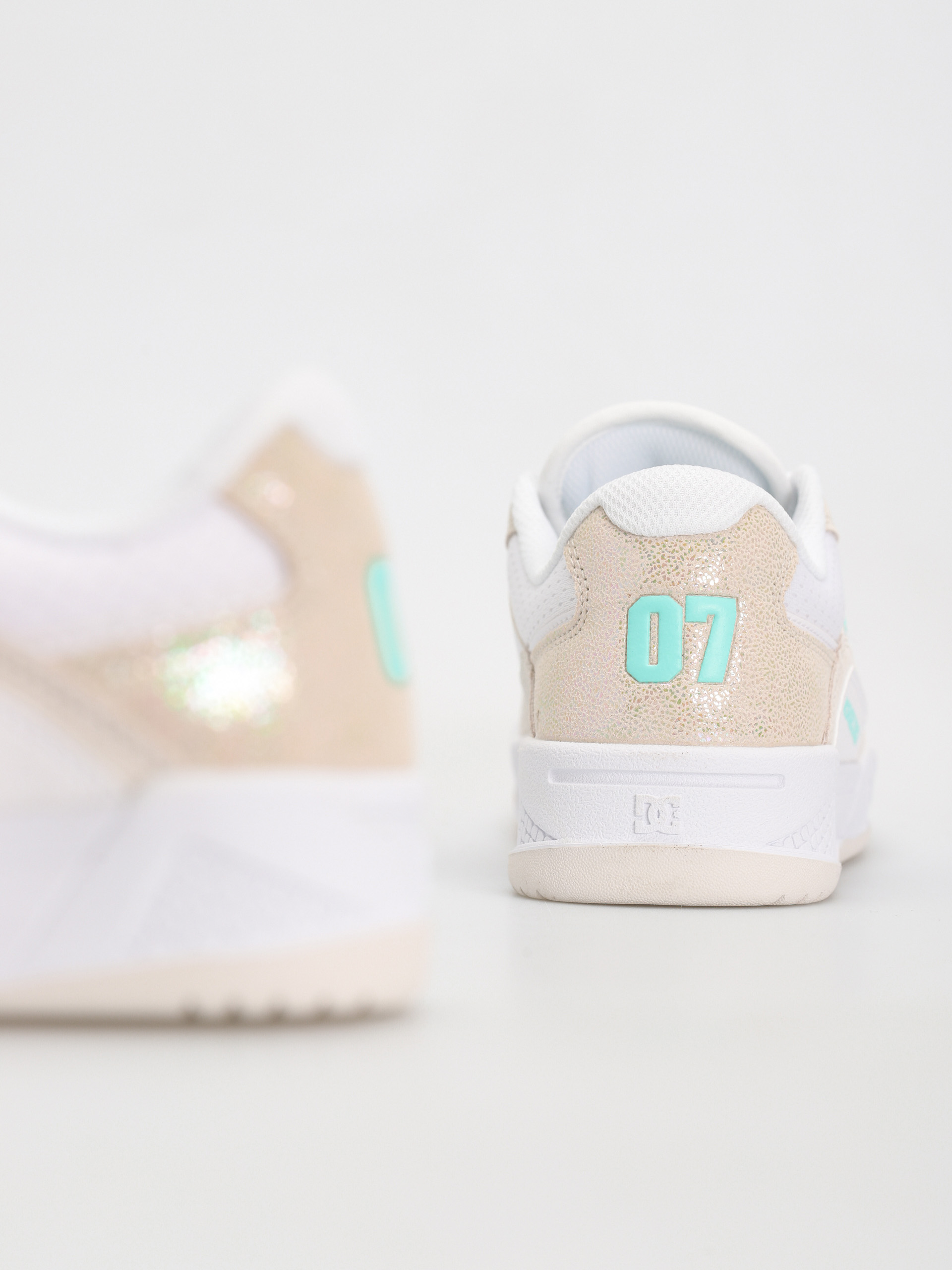 DC Construct Wmn Shoes (white/white/monogram)