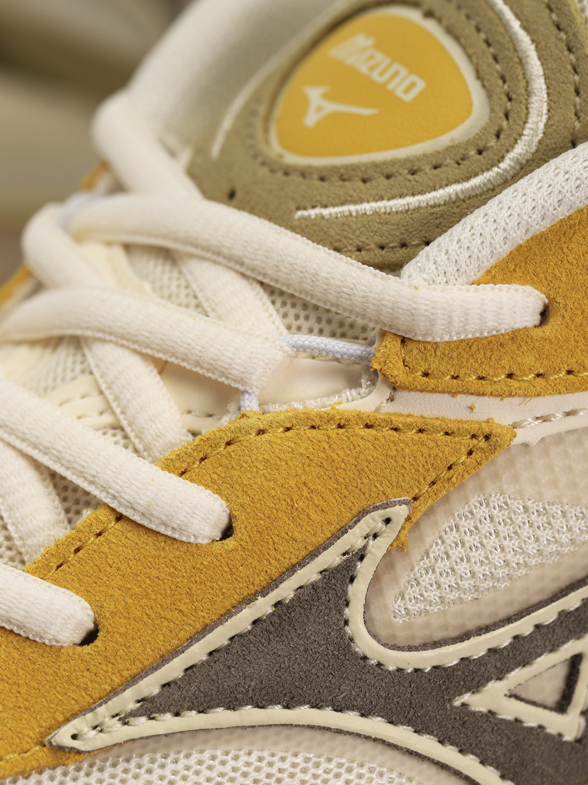 Mizuno Schuhe Wave Rider Beta (cedar/major brown/cloud cream)