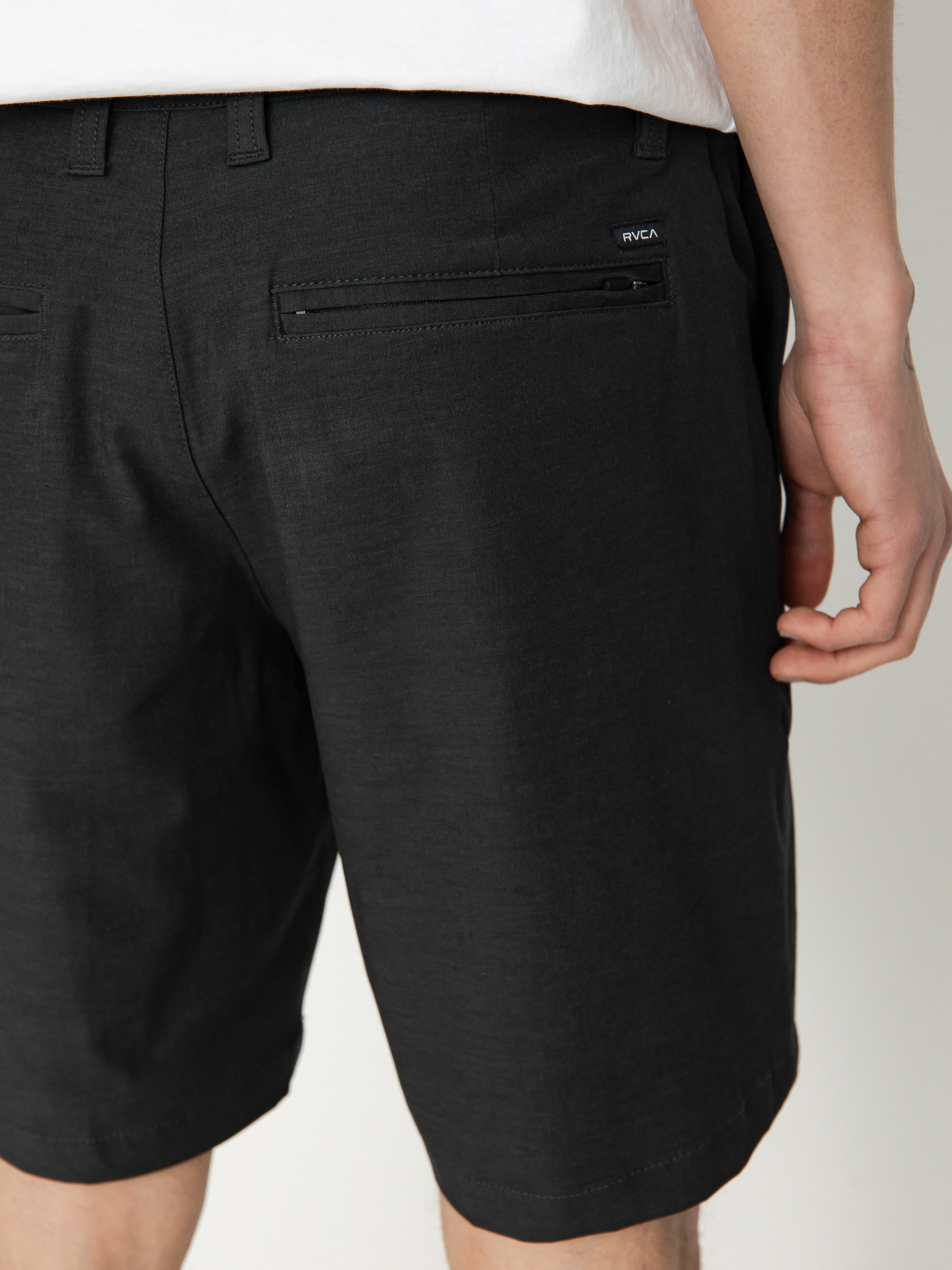 RVCA Back In Hybrid Shorts (black)