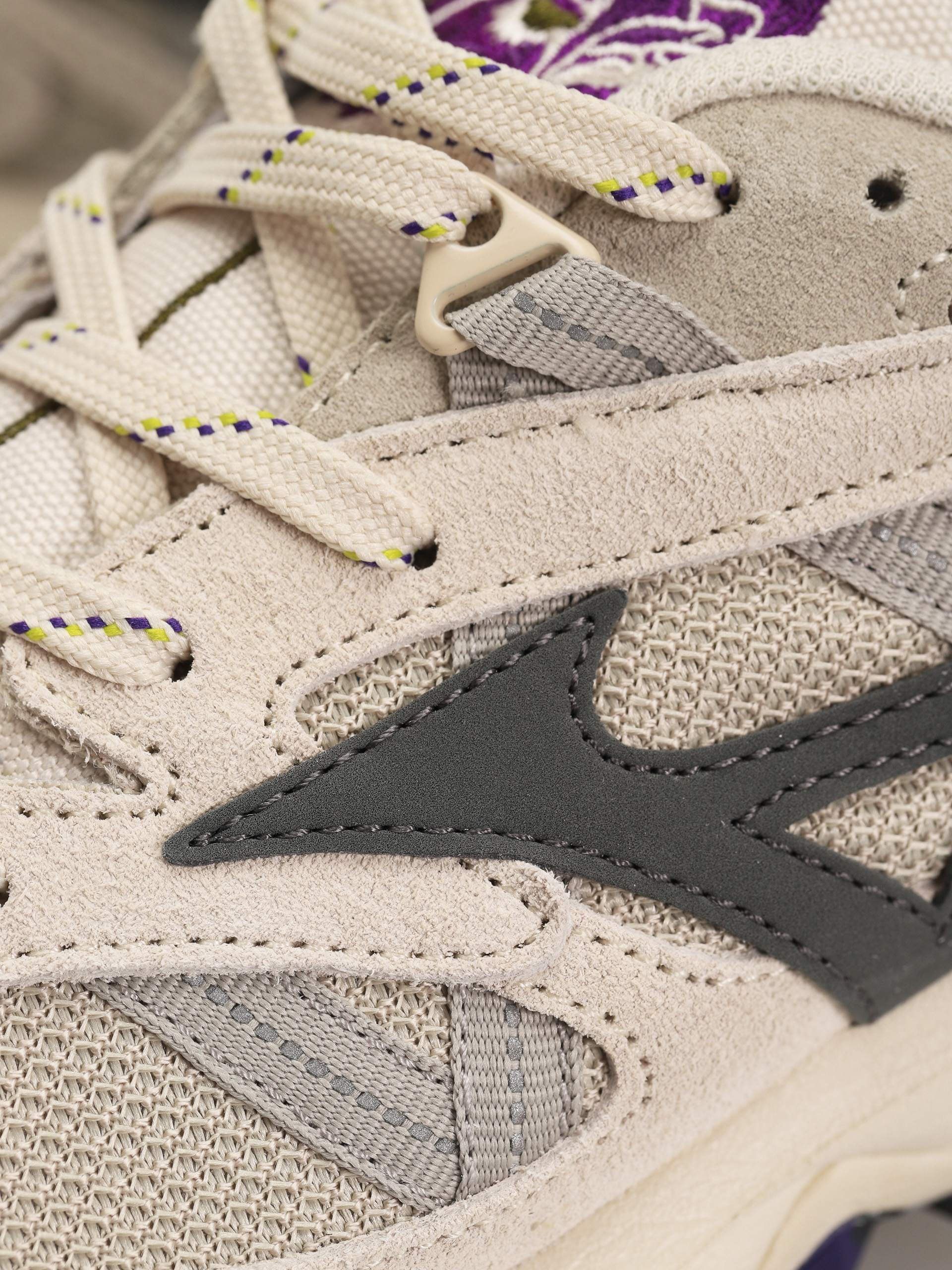 Mizuno Shoes Wave Mujin TL (summer sand/dark shadow/yellow plum)