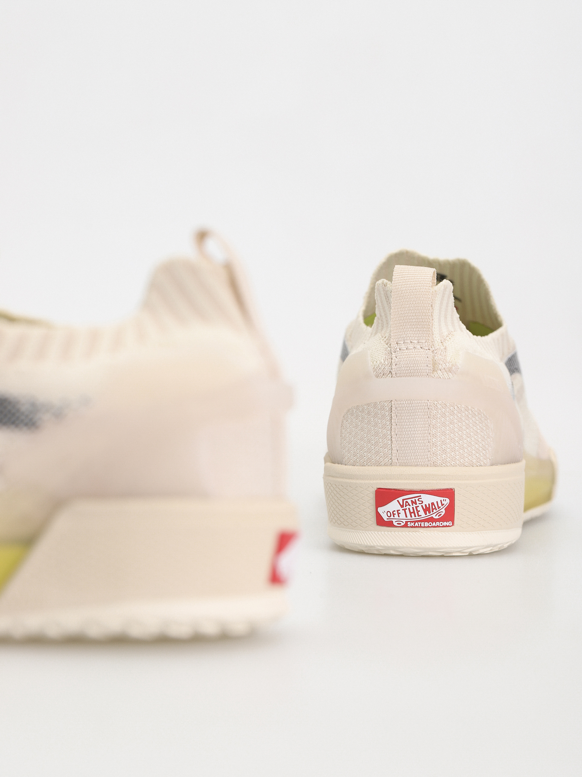 Vans Ave 2.0 Knit Shoes (cream)