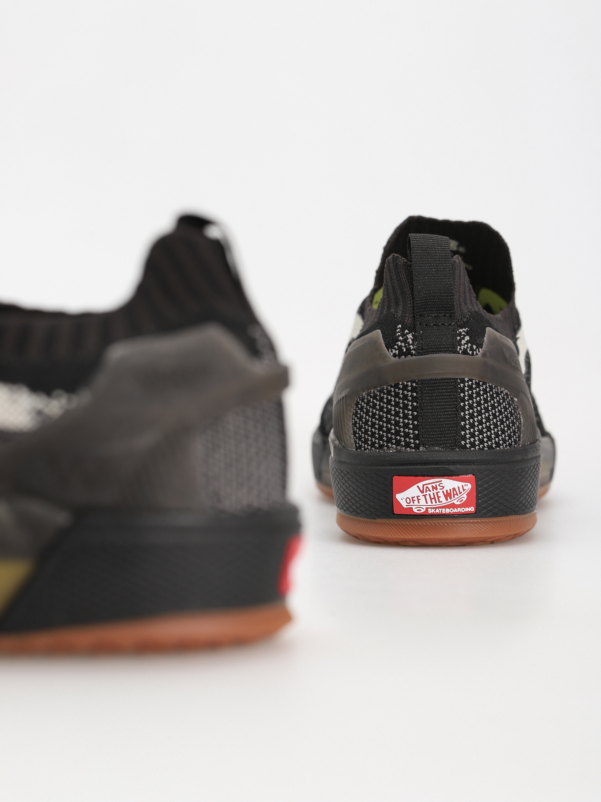 Vans Ave 2.0 Knit Schuhe (black/carbon)