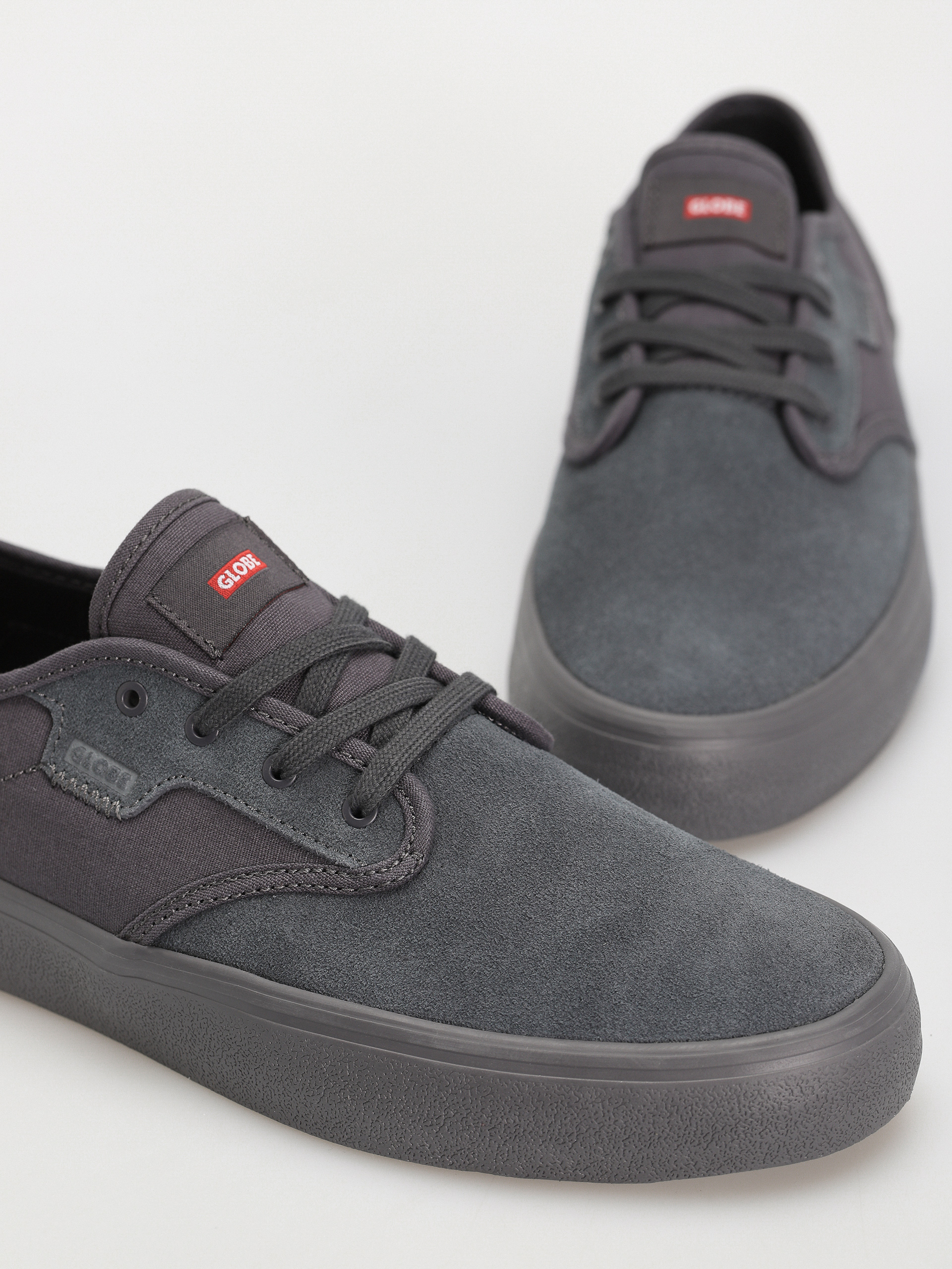 Globe Shoes Motley II (lead/black)