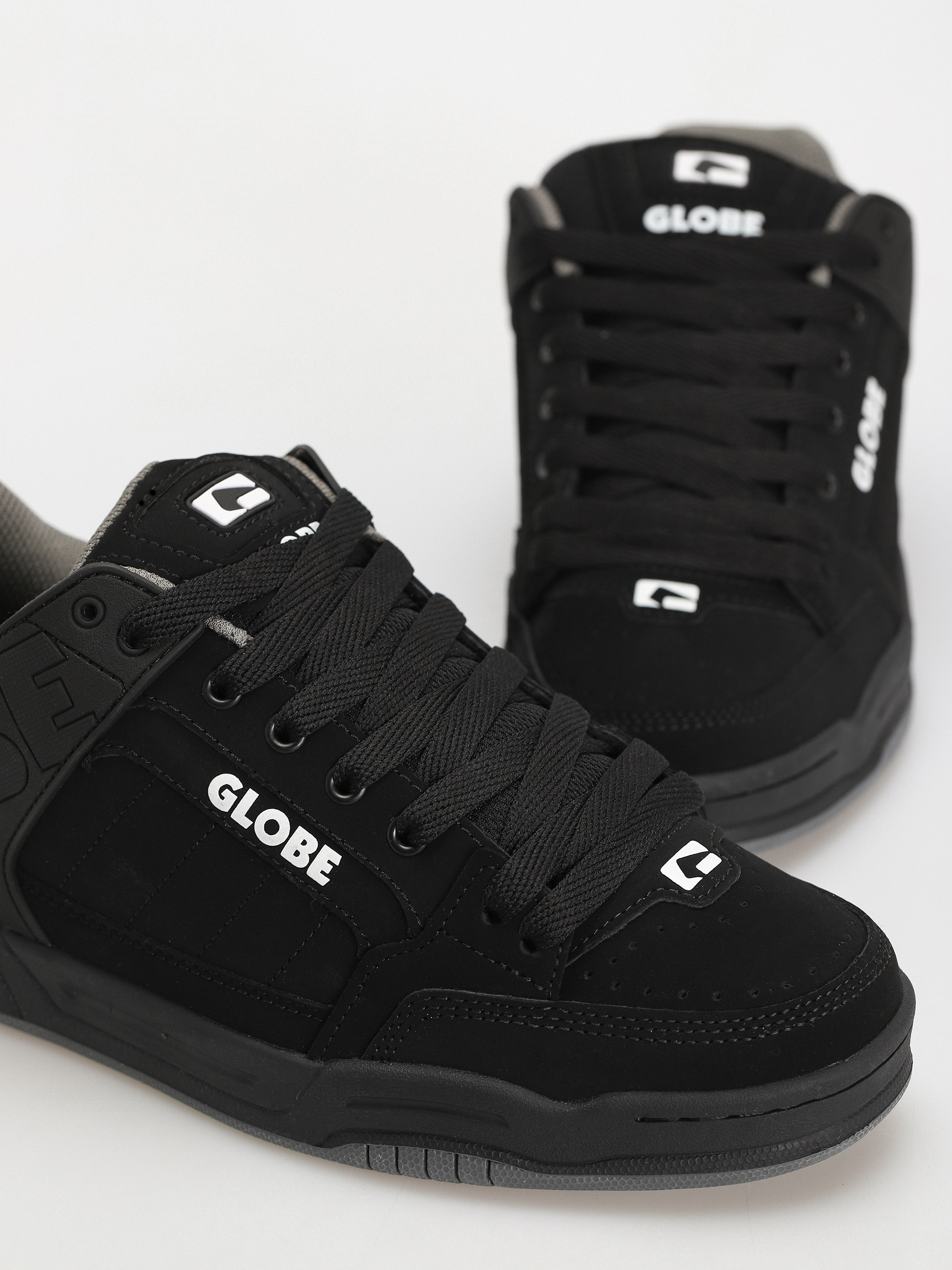 Globe Shoes Tilt (black/black tpr)