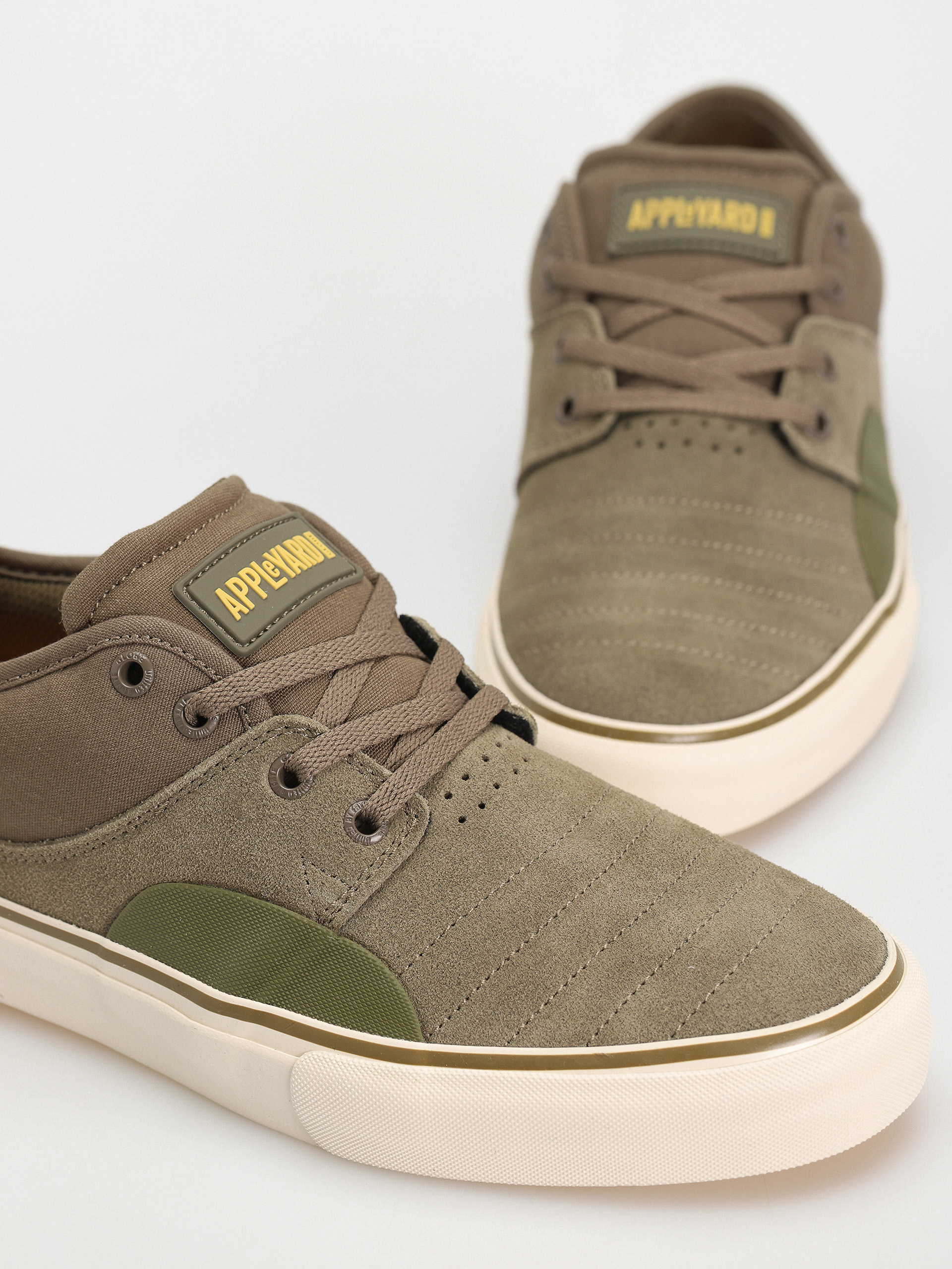 Globe Shoes Mahalo Plus (khaki/antique)