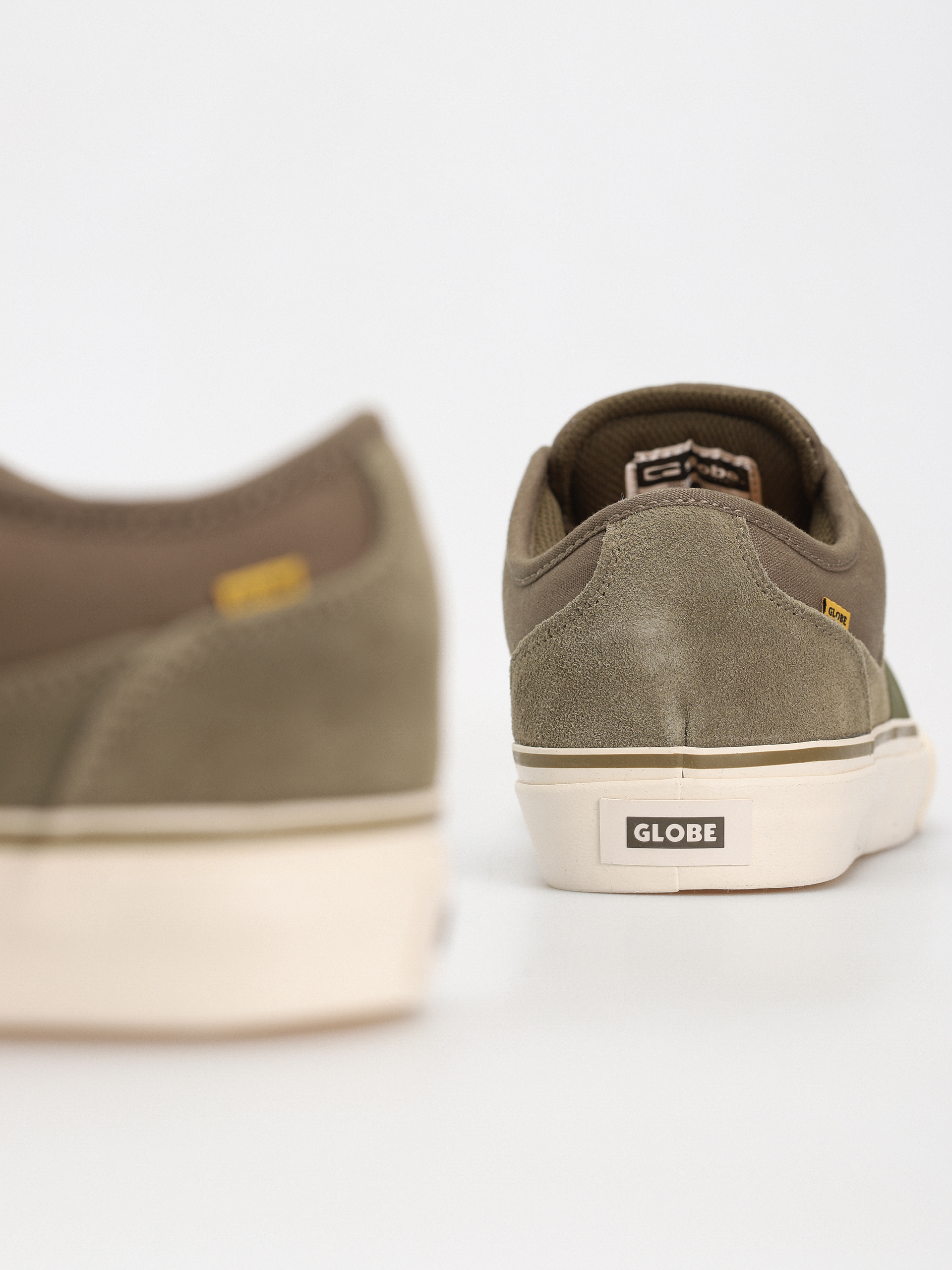 Globe Shoes Mahalo Plus (khaki/antique)