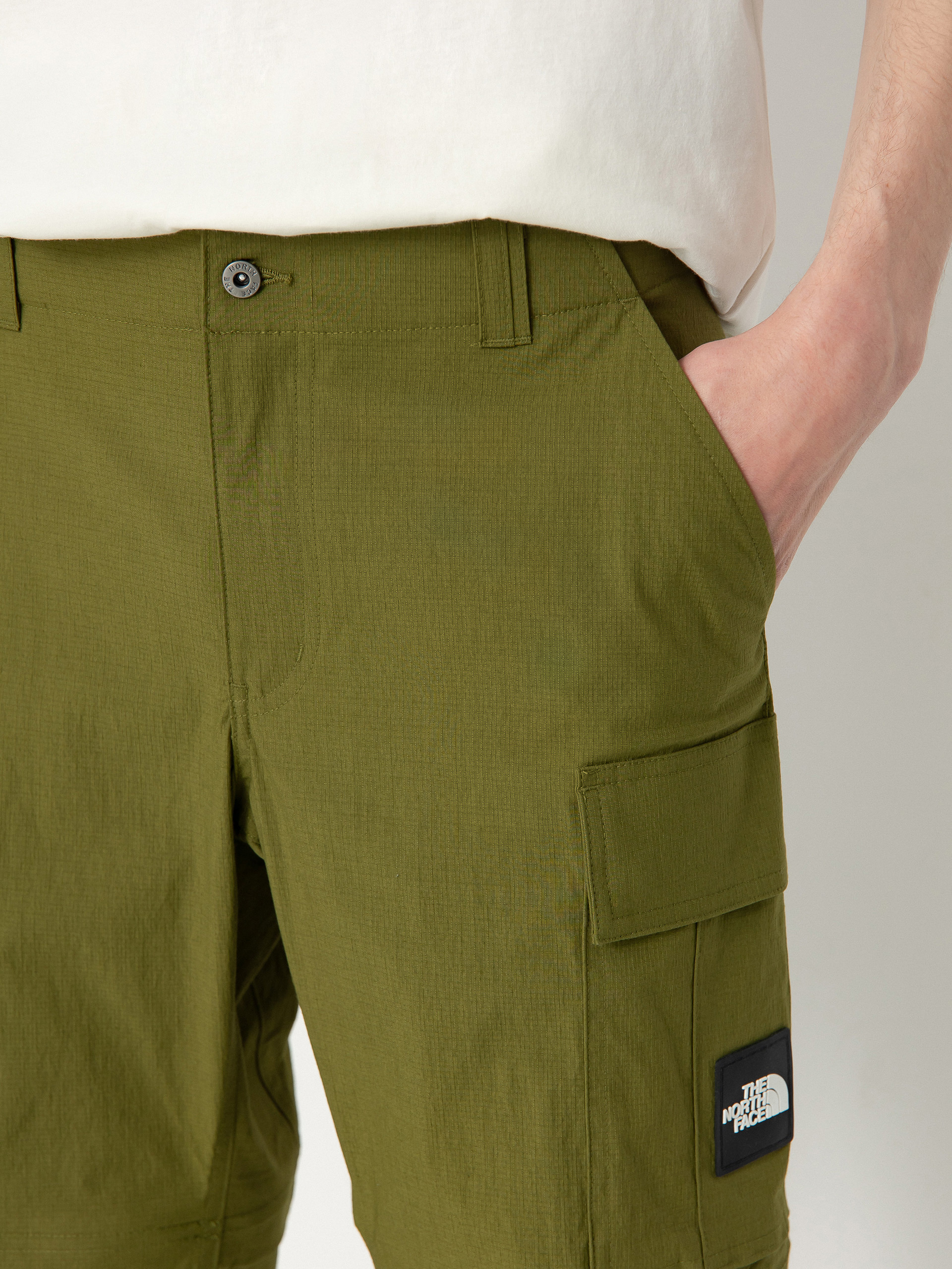 The North Face Pants Nse Conv Cargo (forest olive/tnf black)