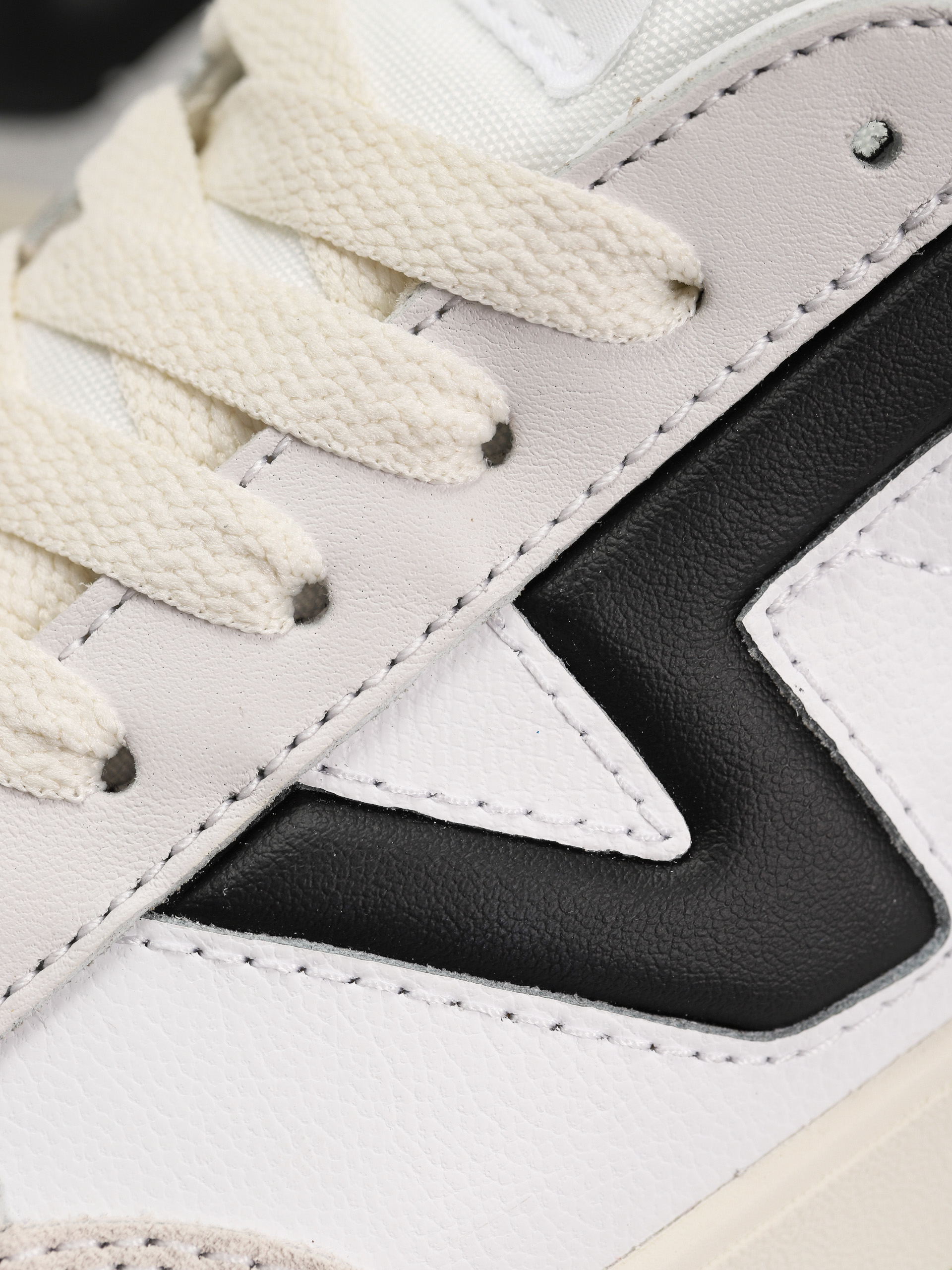 Vans Lowland Cc Jmp R Shoes (multi sport true white/multi)