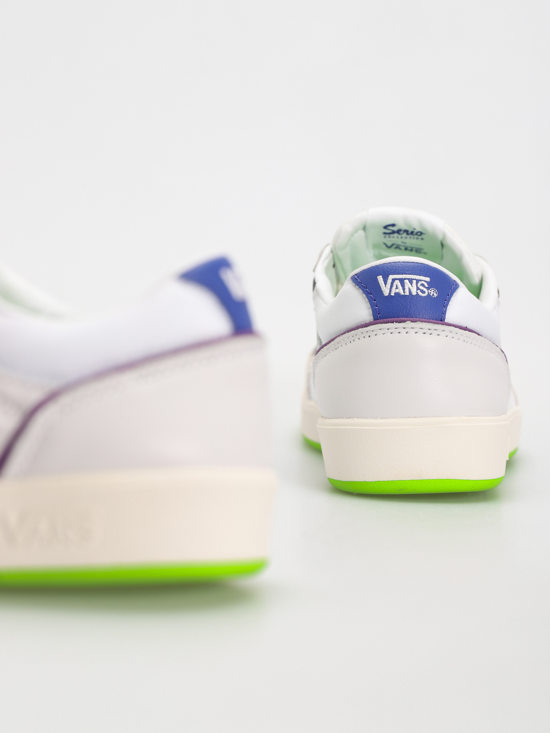 Vans Lowland Cc Jmp R Shoes (multi sport true white/multi)