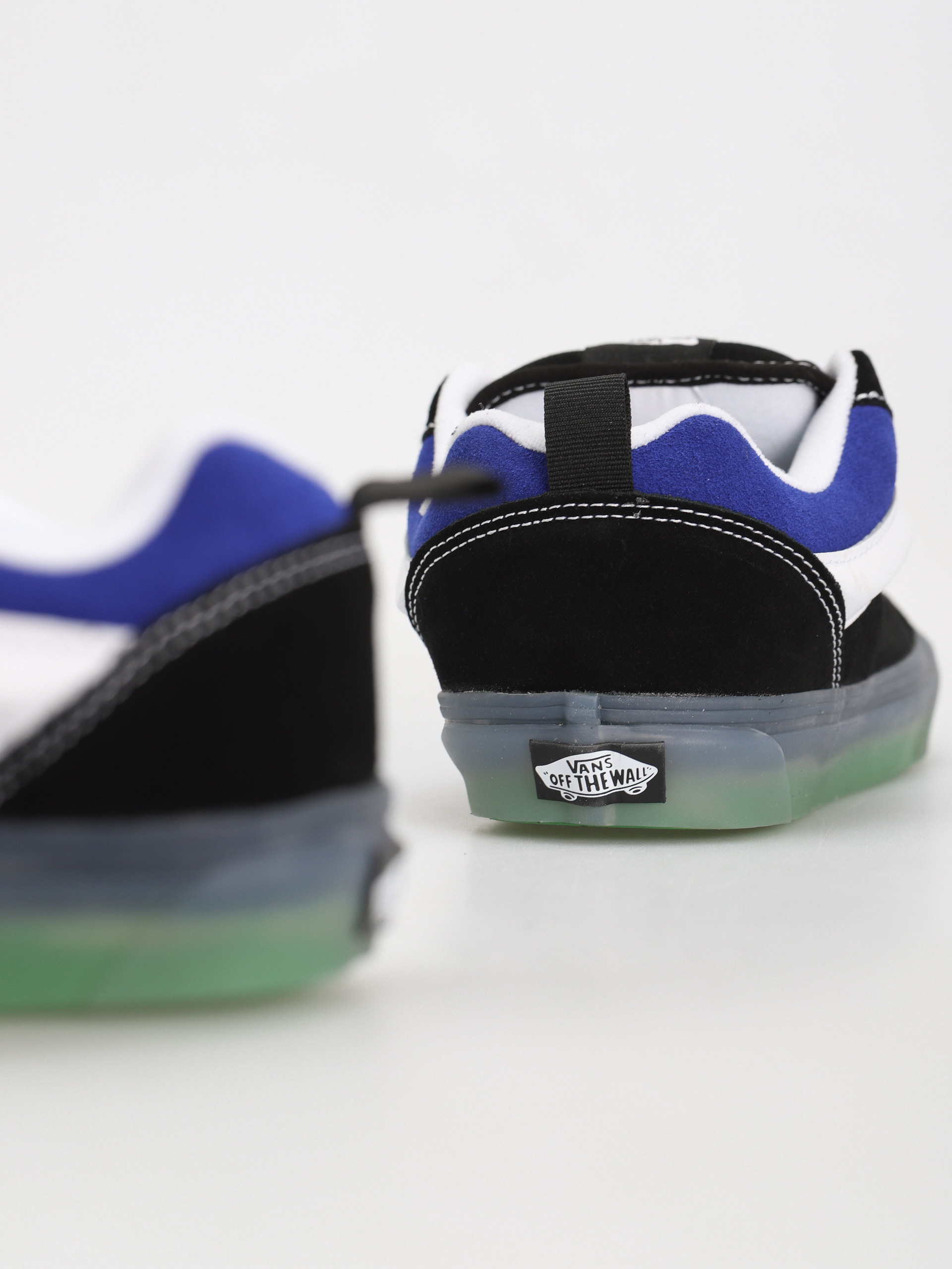 Vans Knu Skool Shoes (translucent black/blue)