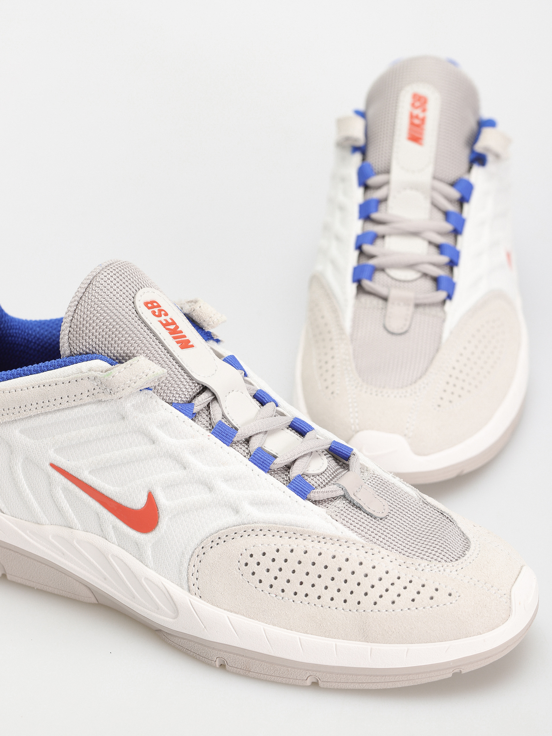 Nike SB Vertebrae Schuhe (summit white/cosmic clay platinum tint)