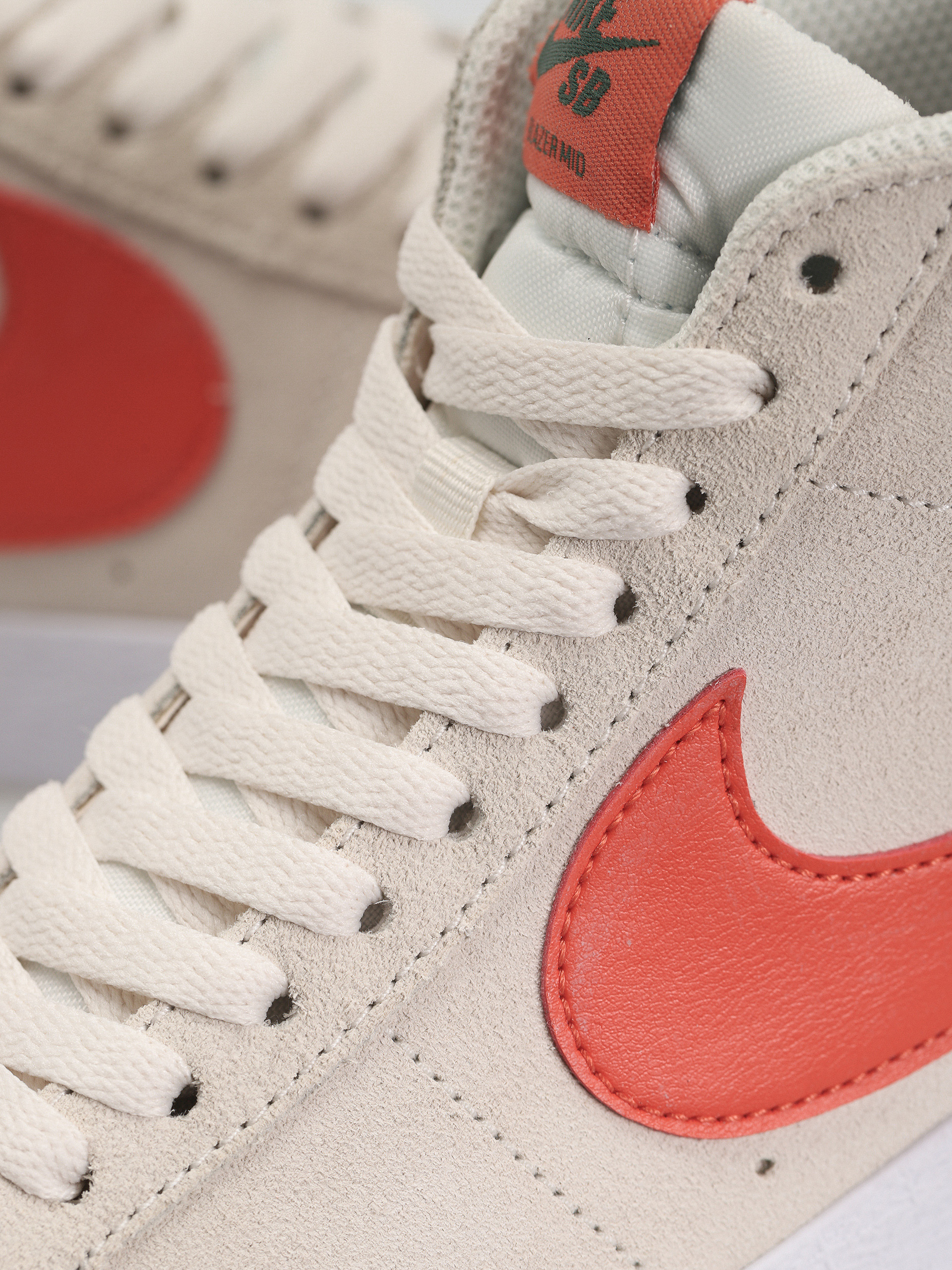 Nike SB Zoom Blazer Mid Shoes (phantom/cosmic clay white fir)