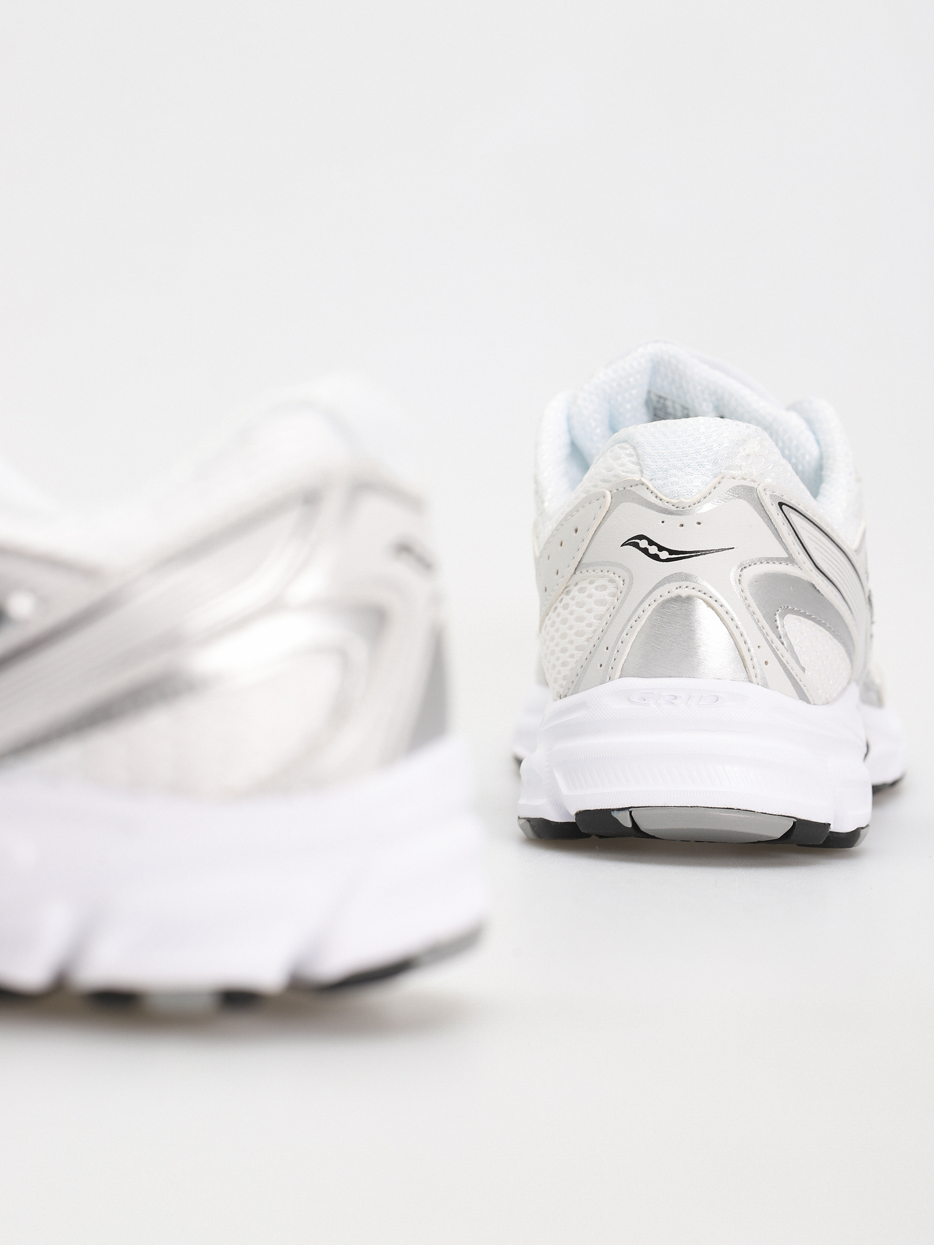 Saucony Grid Ride Millennium Schuhe (white/silver)