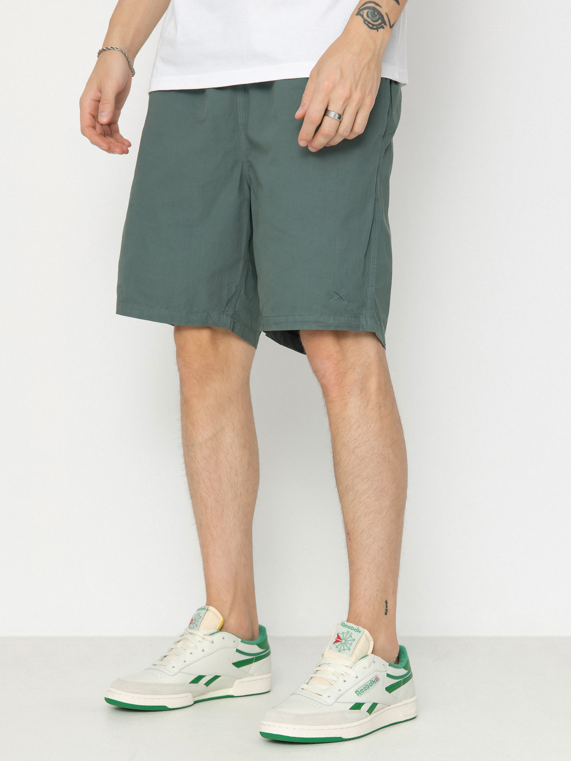 Iriedaily City Relax Shorts (jungle green)