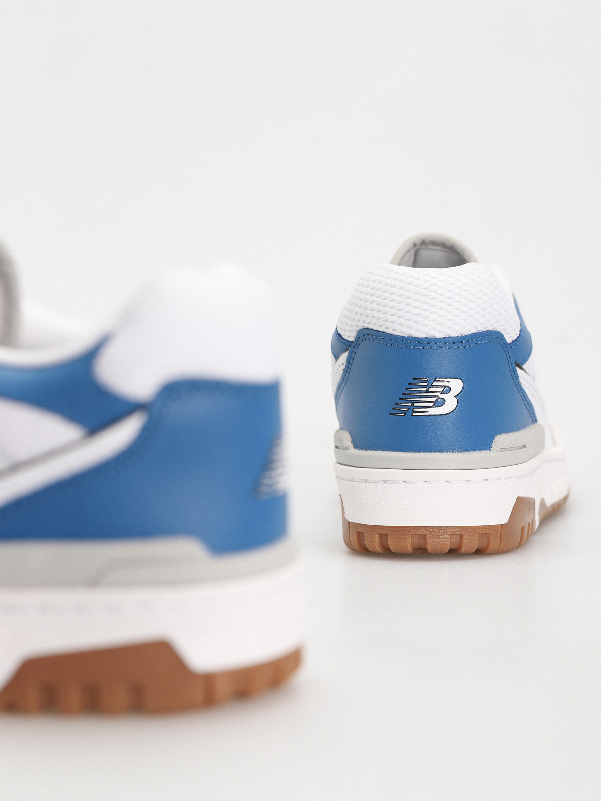 New Balance 550 Schuhe (white blue gum)