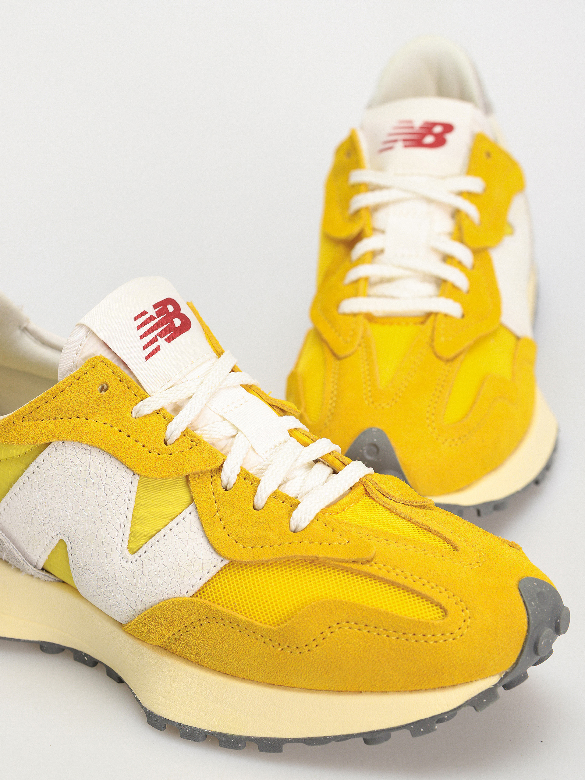 New Balance 327 Shoes (ginger lemon)
