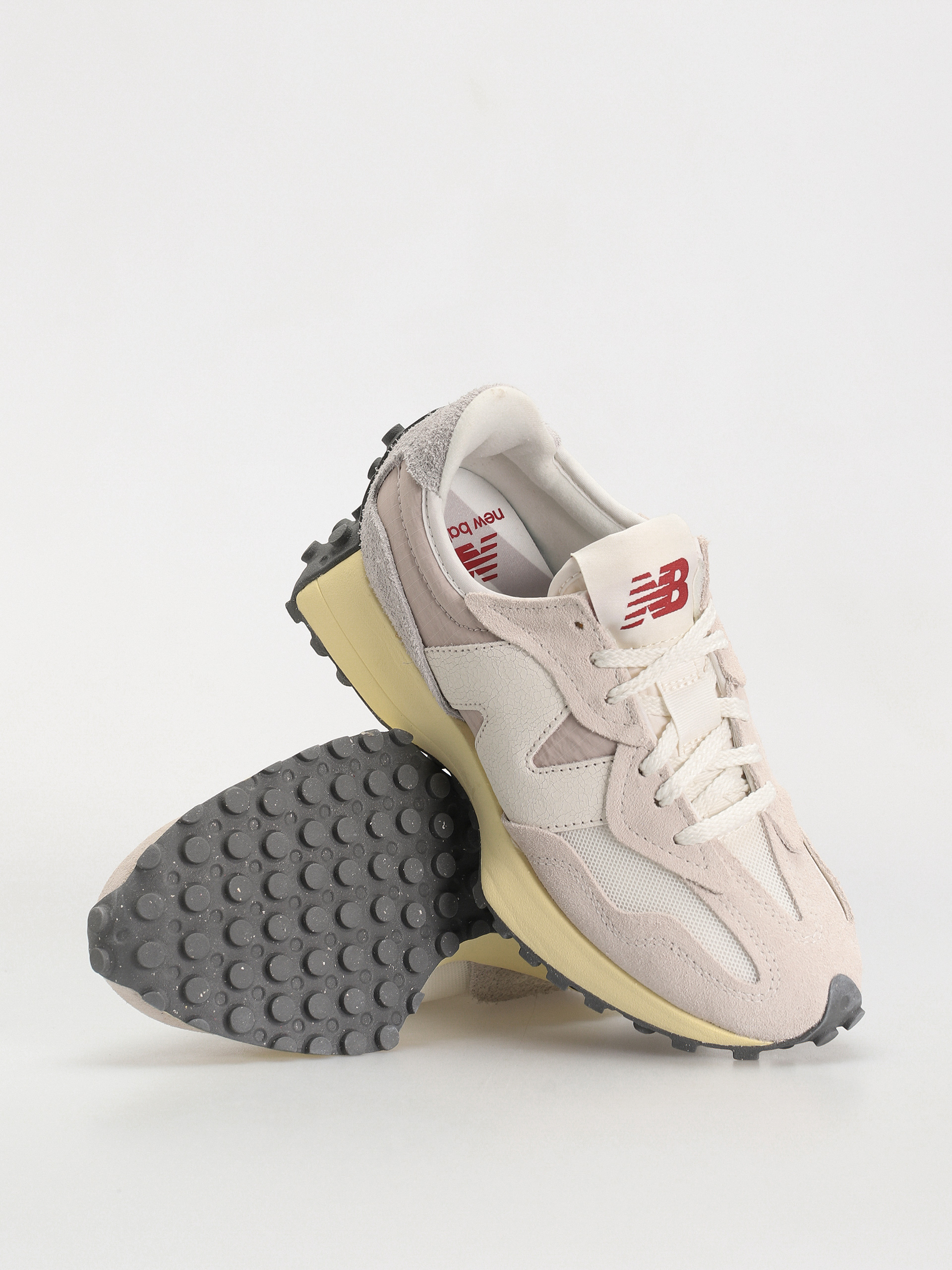 New Balance 327 Shoes (sea salt)