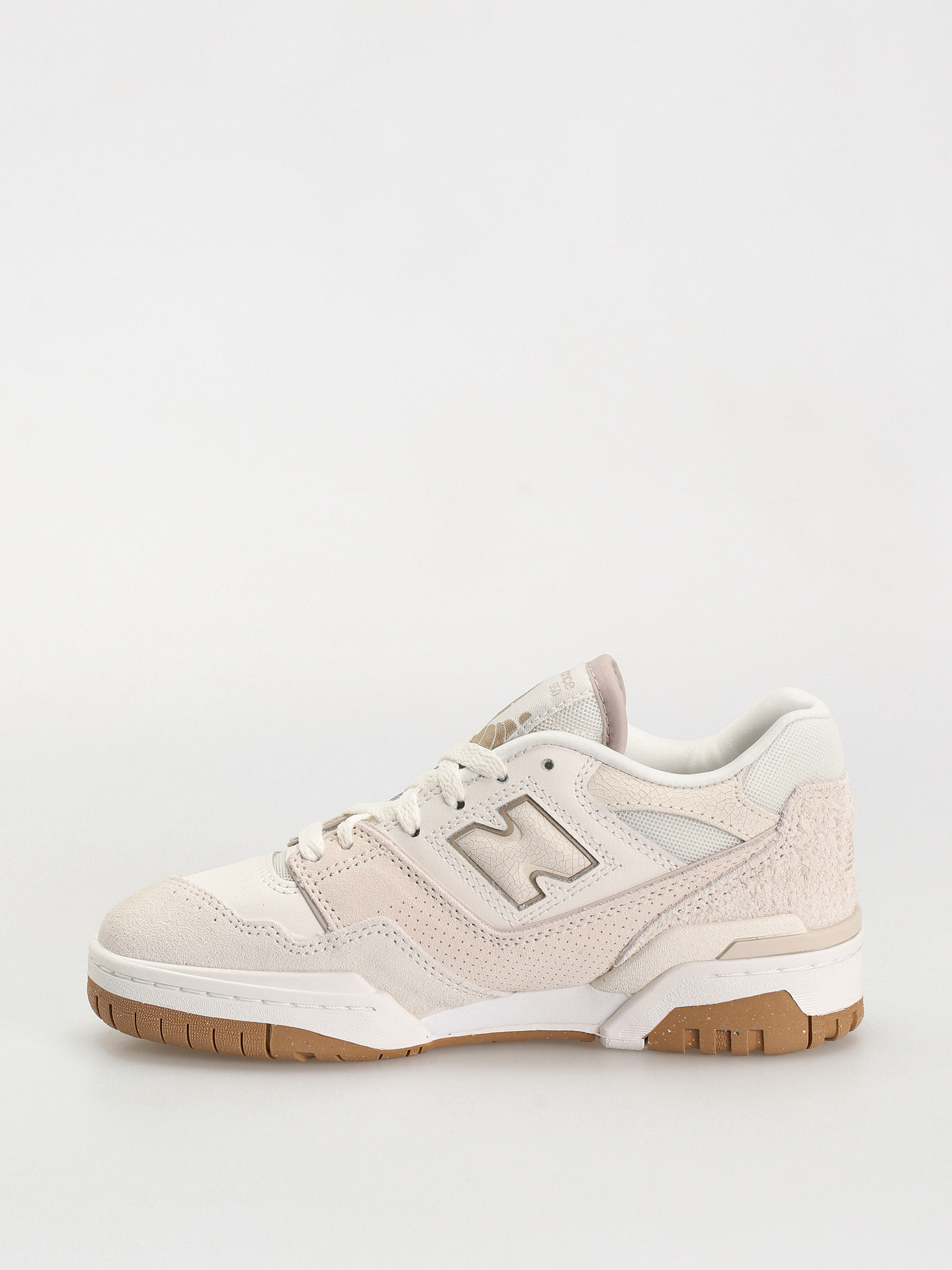 New Balance 550 Wmn Shoes (sea salt white gum)