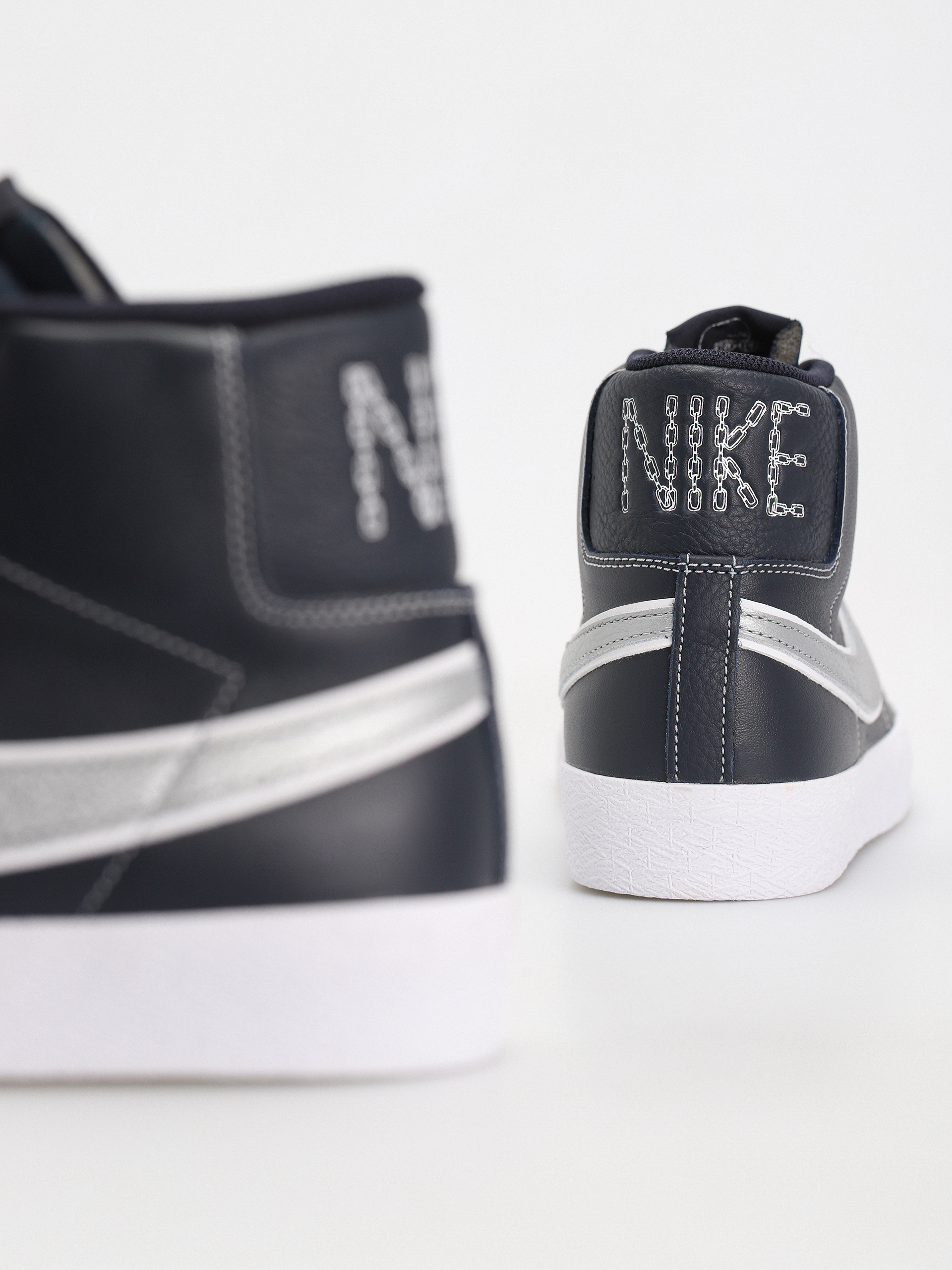 Nike SB Zoom Blazer Mid Mason Silva QS Shoes (dark obsidian/metallic silver white)