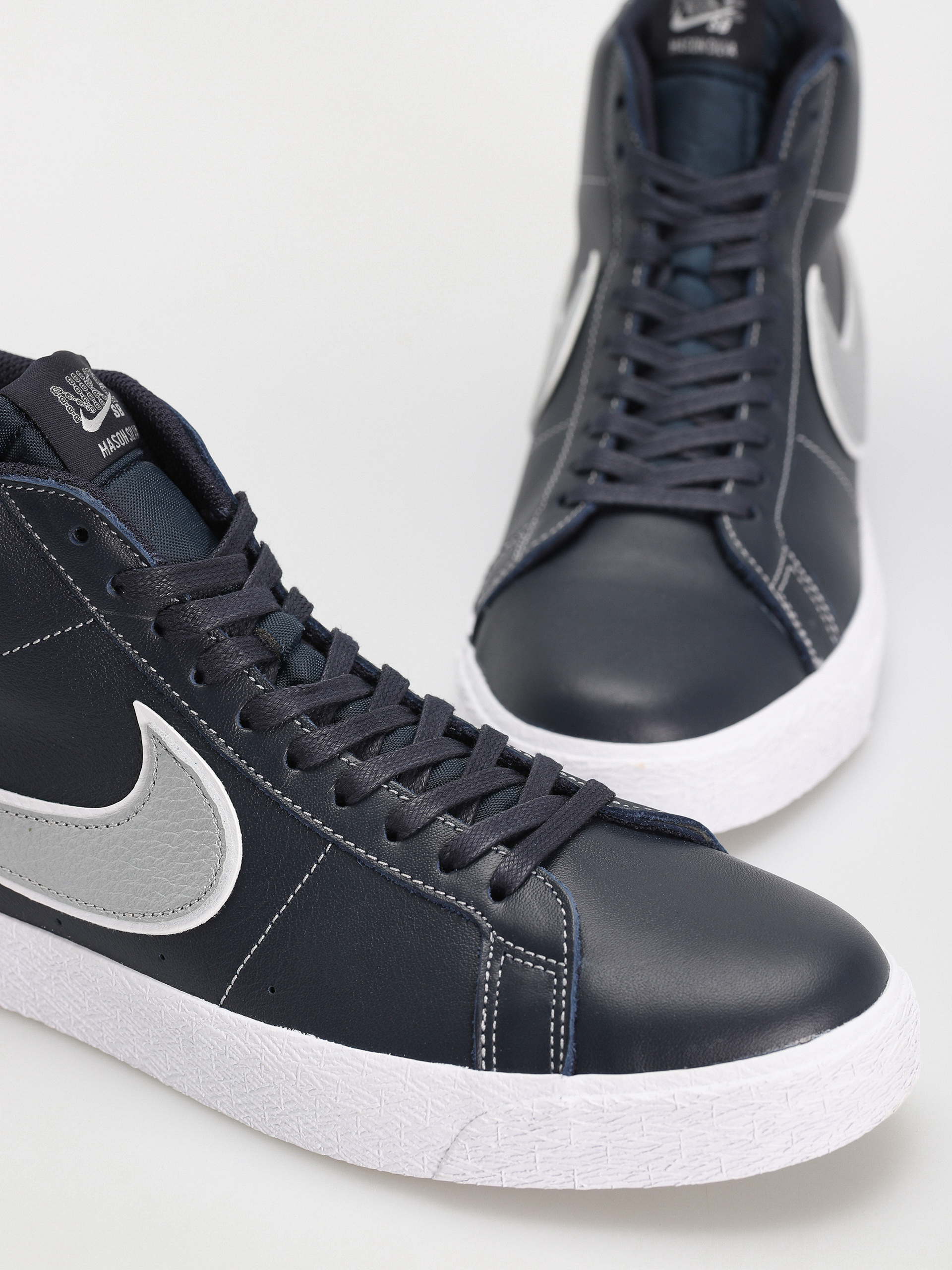 Nike SB Zoom Blazer Mid Mason Silva QS Shoes (dark obsidian/metallic silver white)