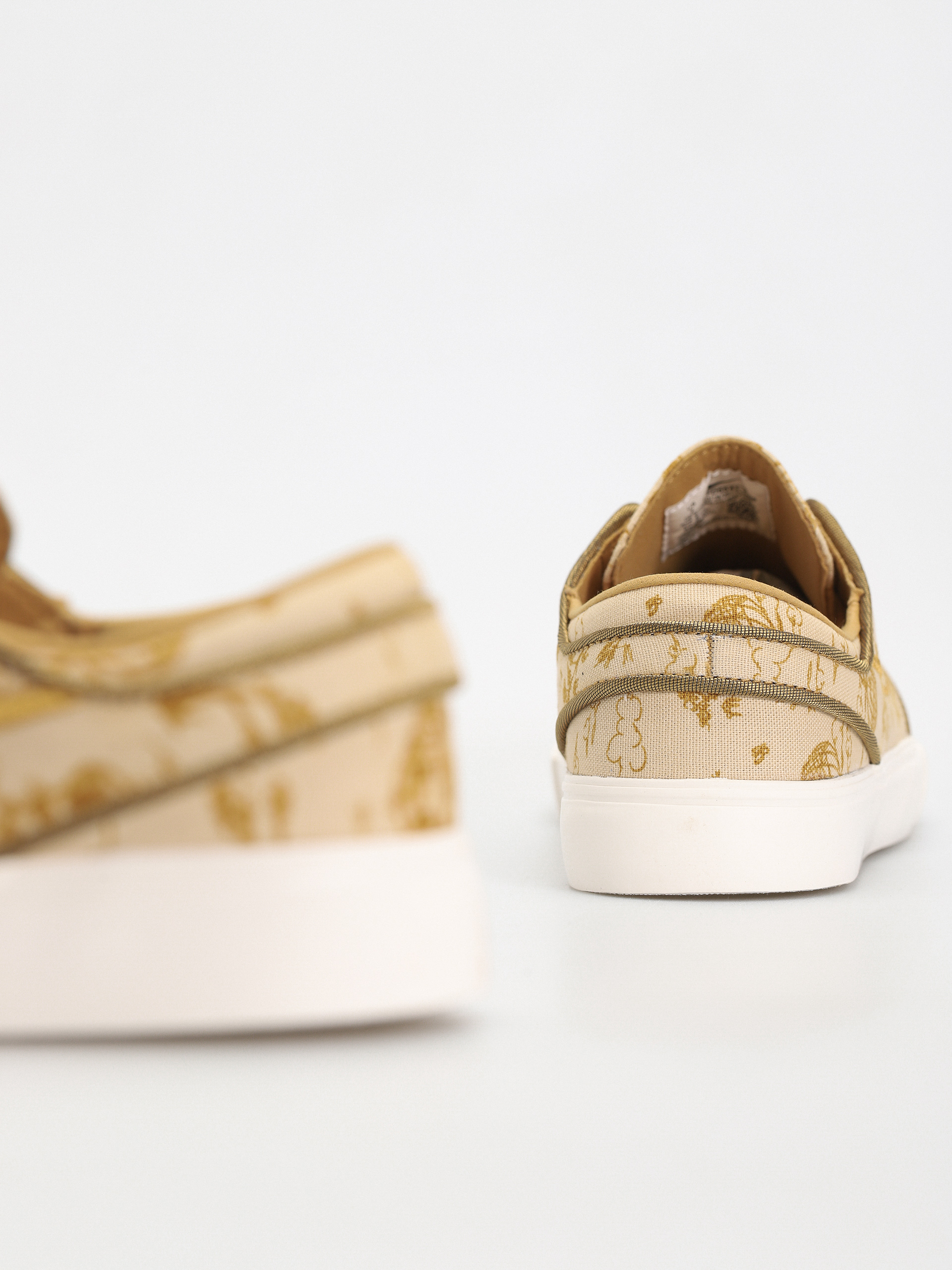 Nike SB Zoom Janoski Og+ Premium Shoes (sesame/flt gold bronzine sail)