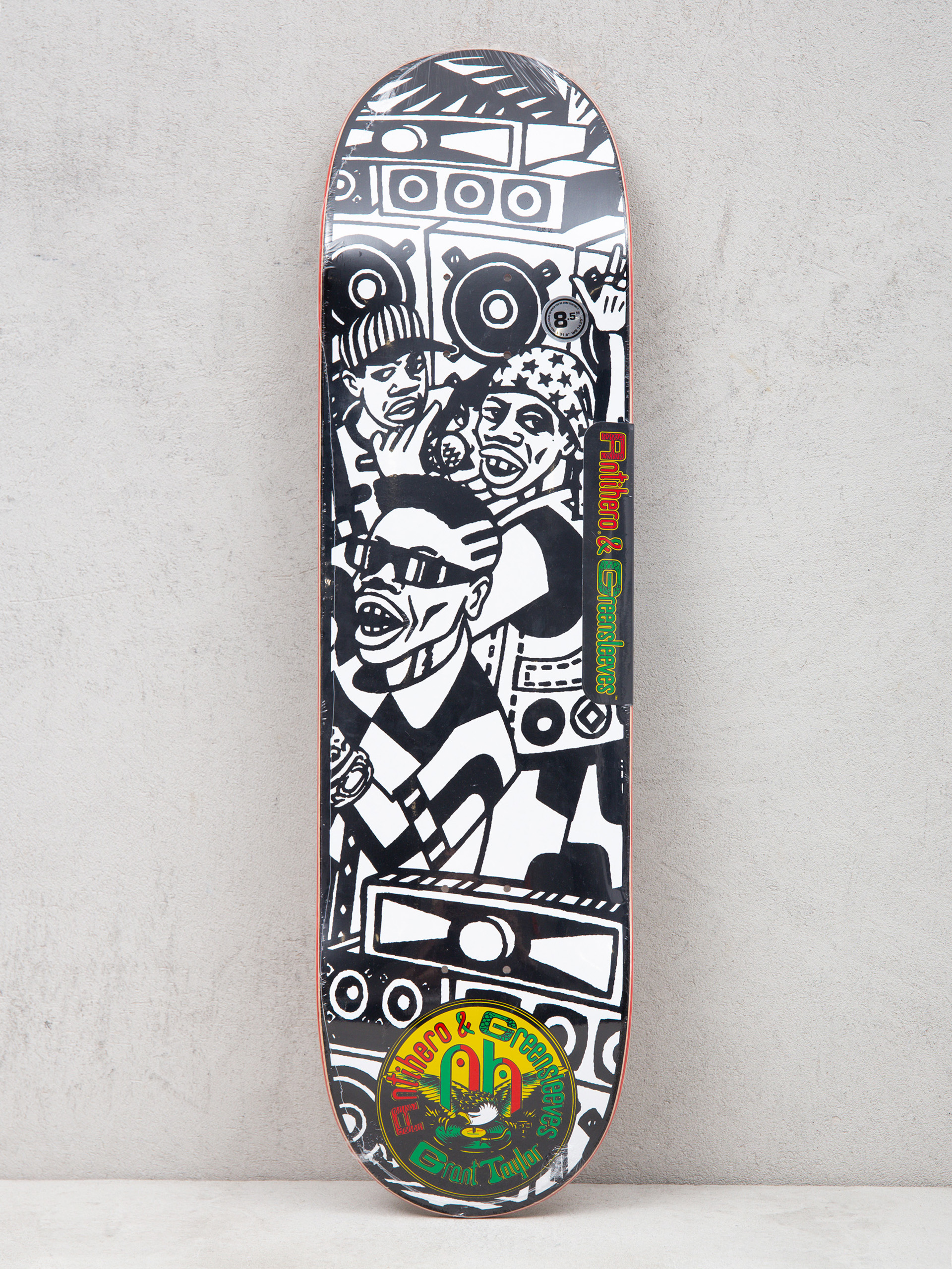 Antihero Grant Grnsleeves Deck (black/white)