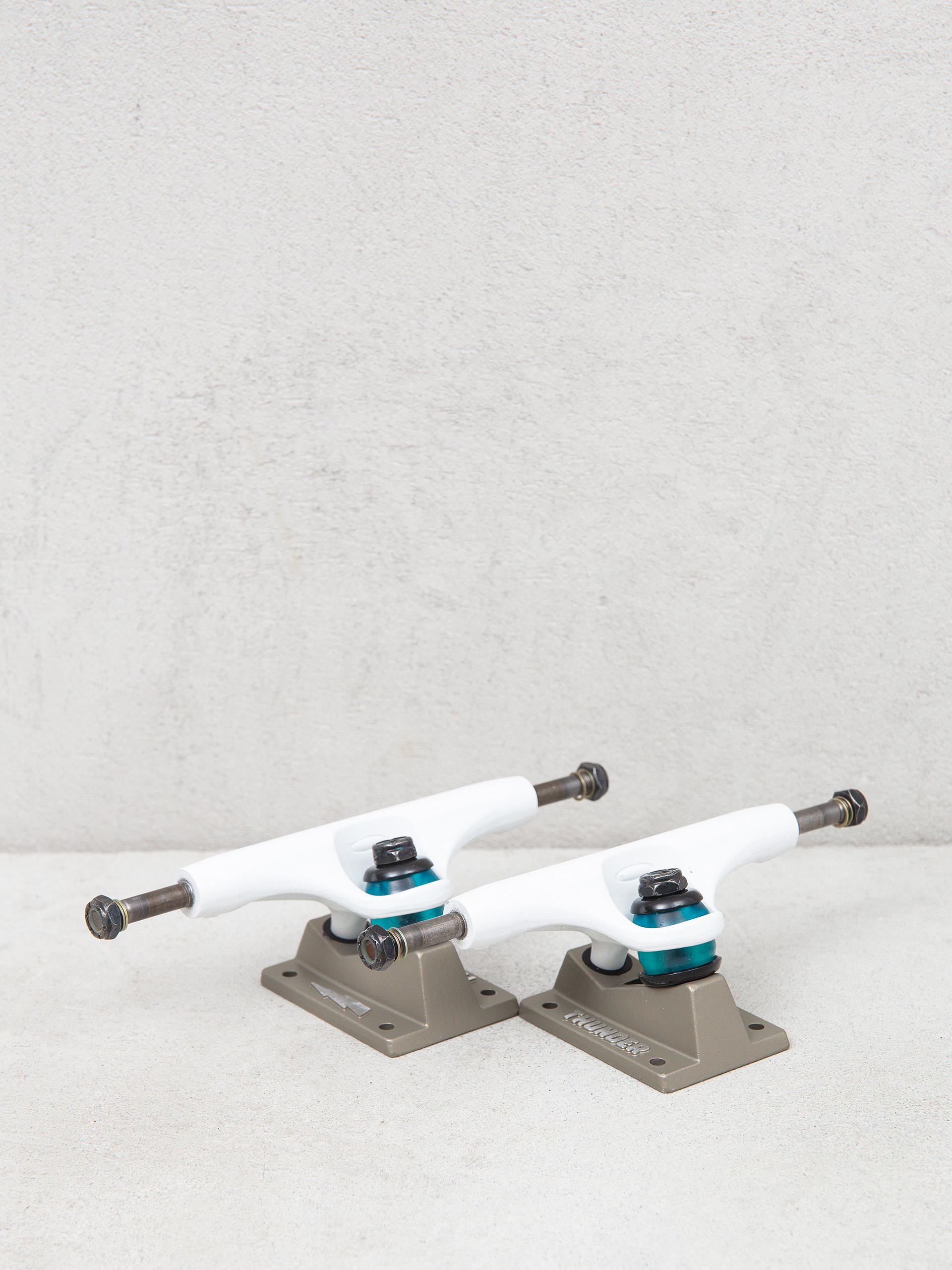 Thunder Jake A Airstrike Pro Trucks (white)