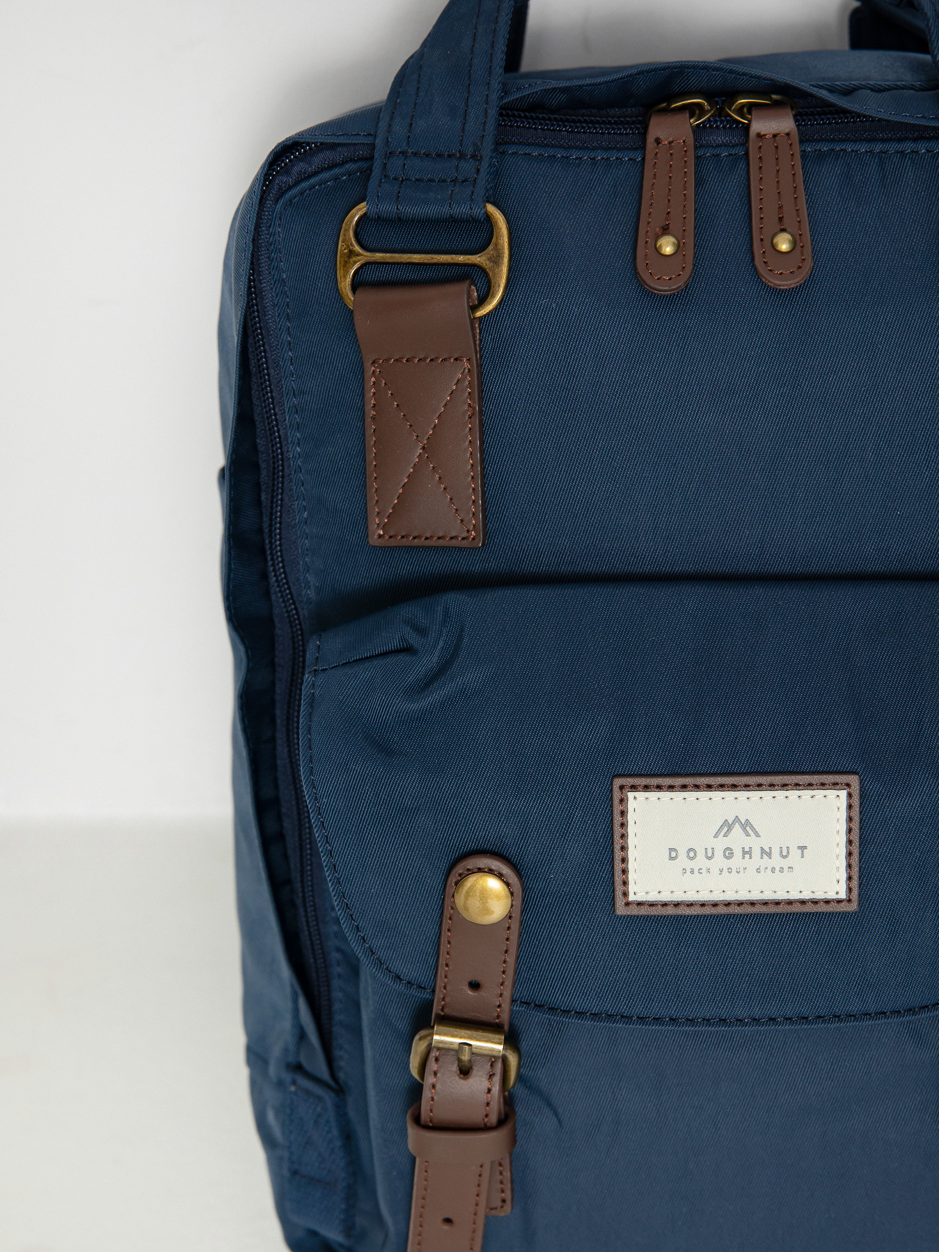 Doughnut Macaroon Backpack (blueberry)