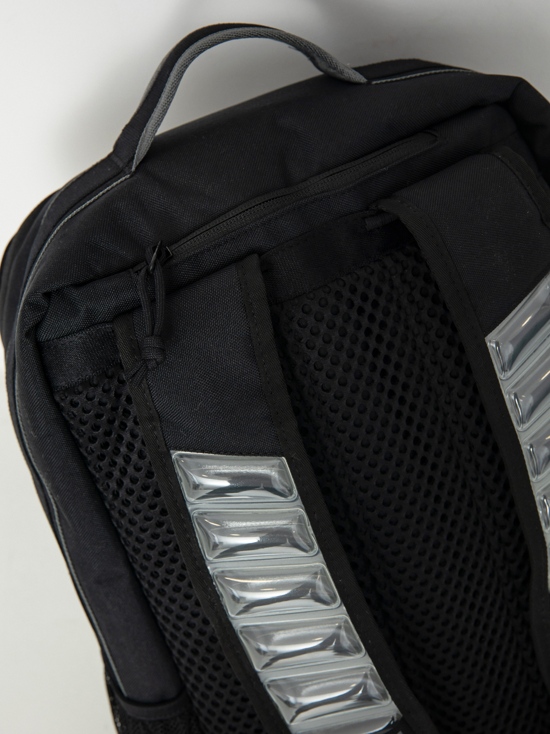 Nike SB Utility Speed Rucksack (black/black/enigma stone)