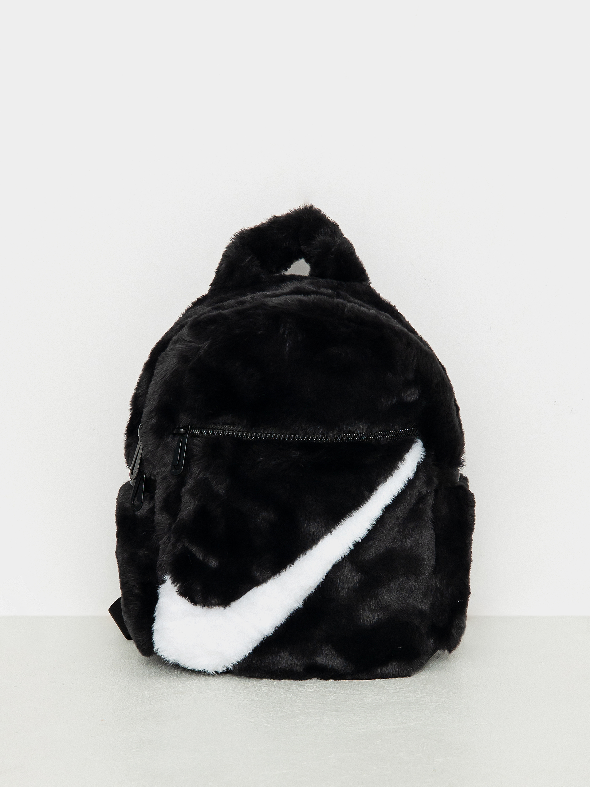 futura luxe mini backpack Nike Sportswear 'Aura' – Extra Butter Make your own rules with the Nike Sportswear Futura Mini Backpack Nike Sportswear Futura 365 Mini