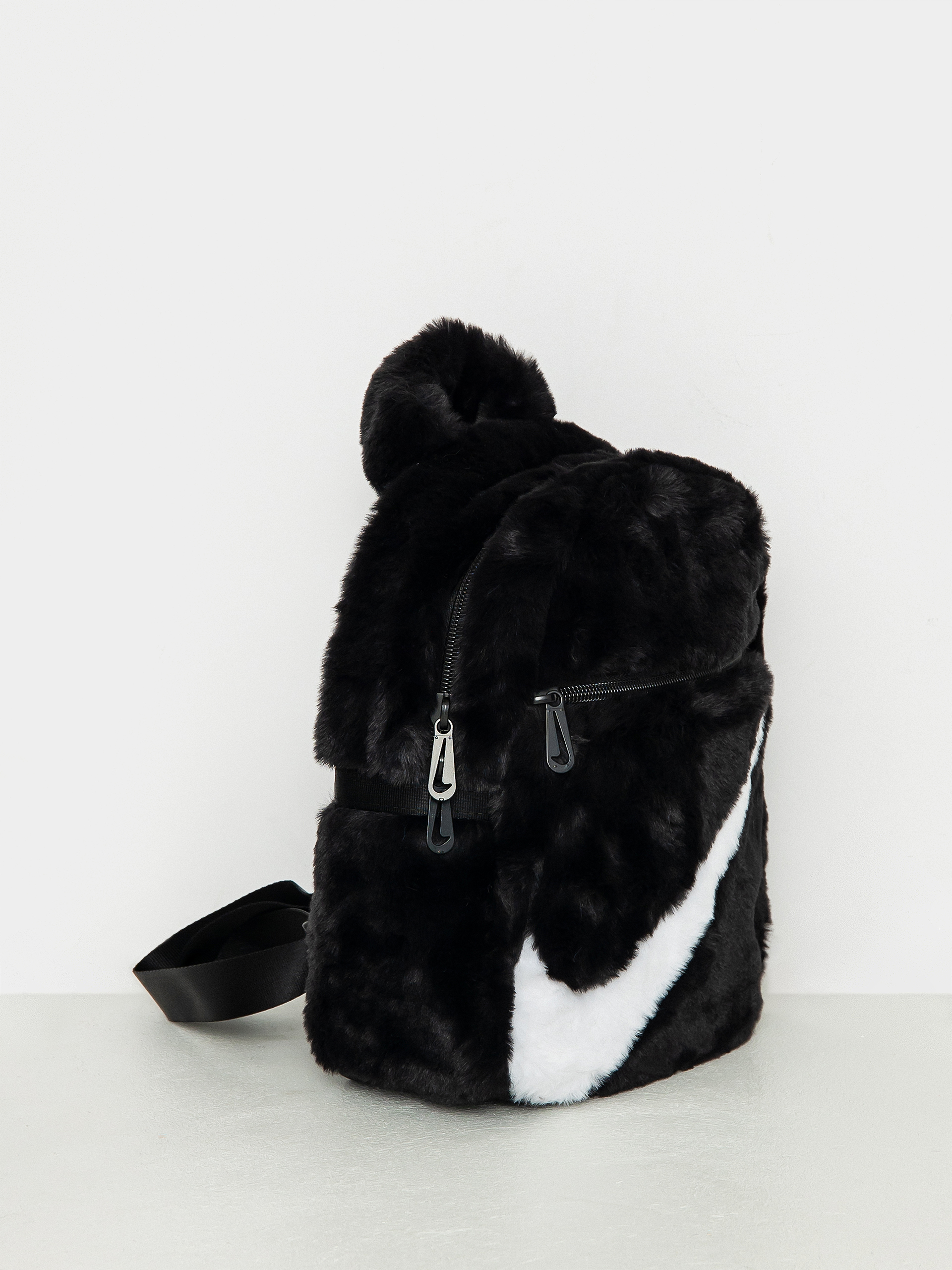 Nike SB Sportswear Futura 365 Backpack Wmn (black/black/white)