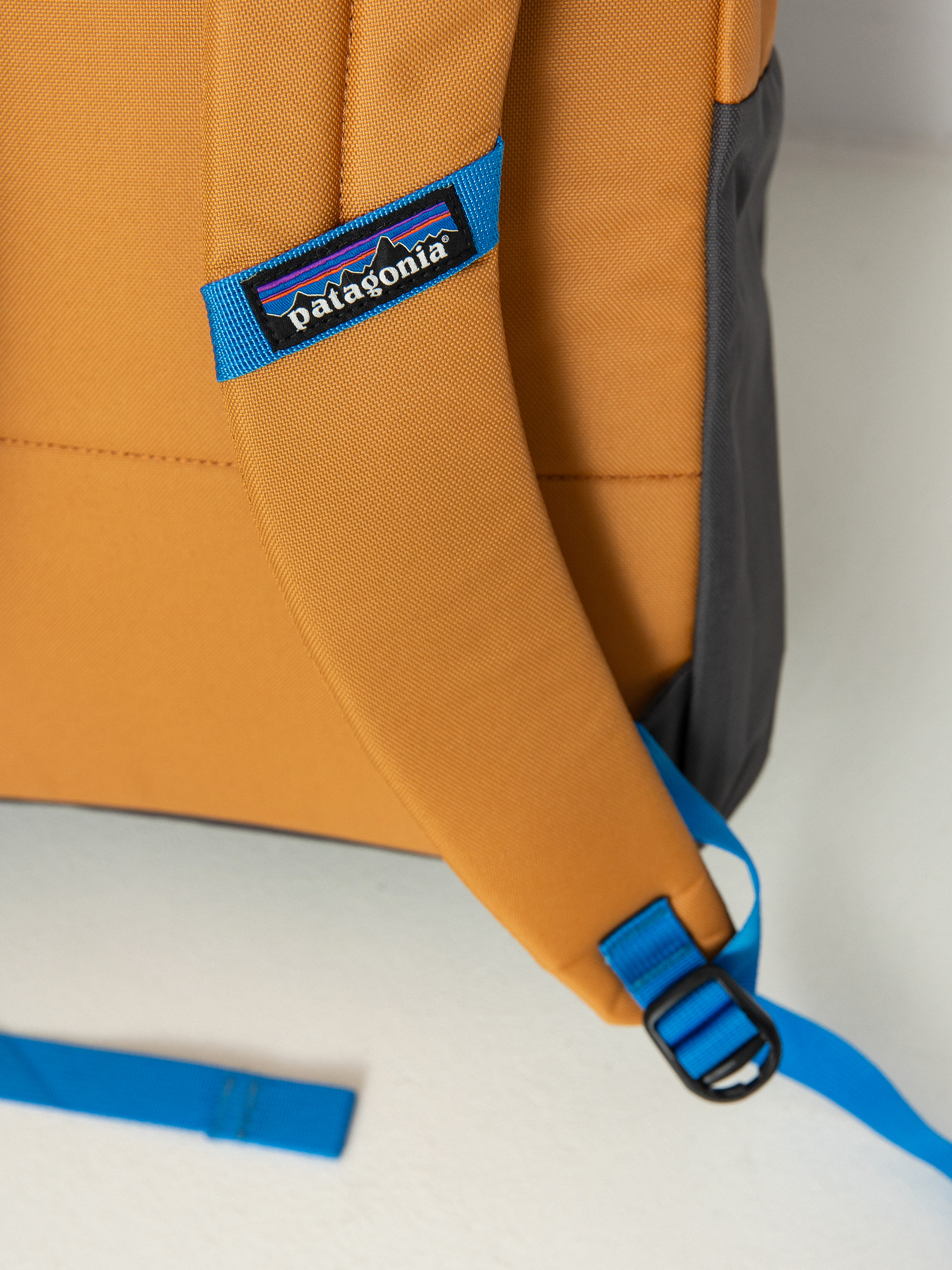 Patagonia Backpack Fieldsmith Lid Pack - green (patchwork umber brown)